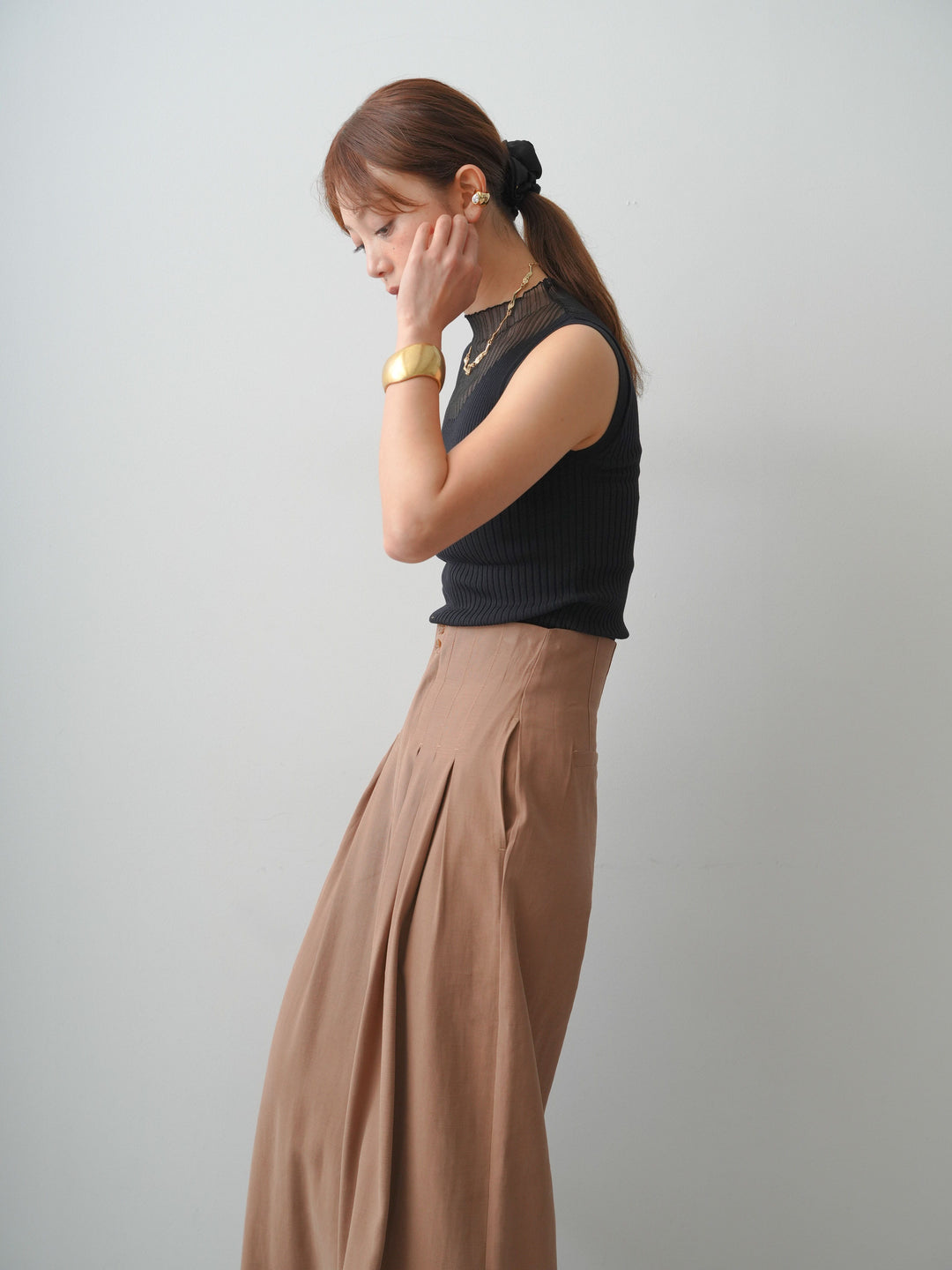 [SET]シアーリブボトルネックノースリニットトップス+ハイウエストタックワイドパンツ(2set)