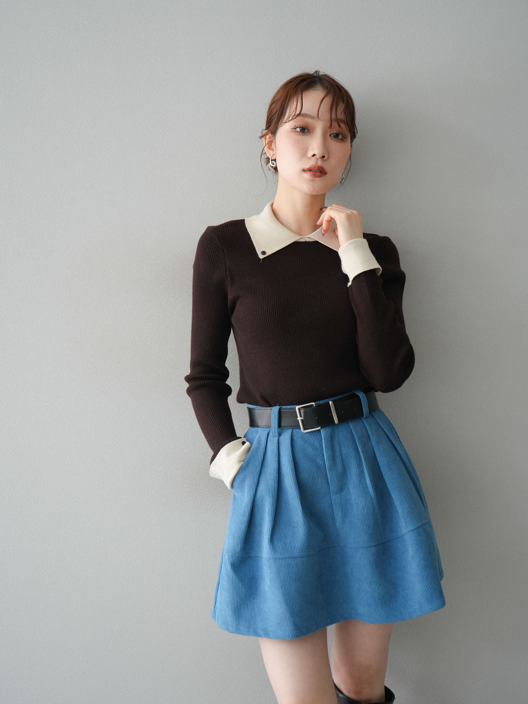 [予約]ニットカフス襟付き配色リブニットトップス/brown