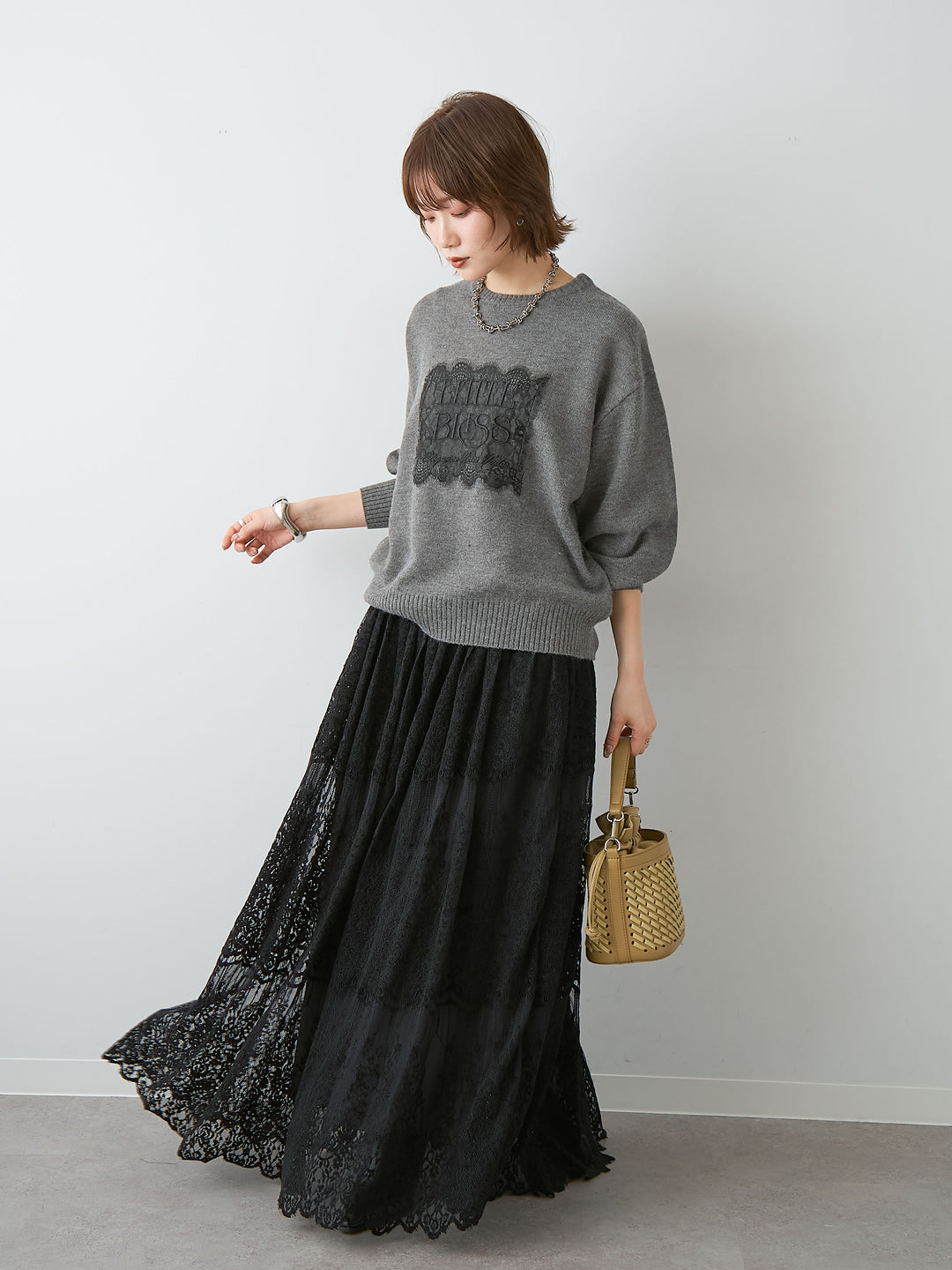 [SET]アルパカタッチ刺繍レースロゴニットプルオーバー+ベロアレースドレープフレアスカート(2set)