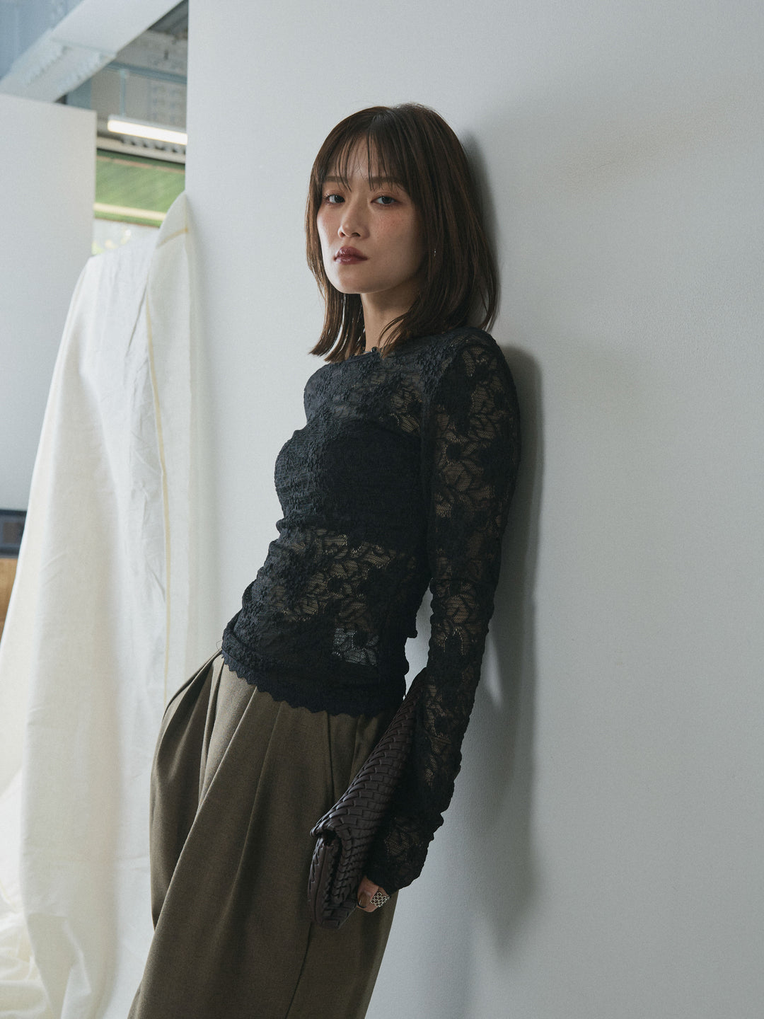 【Allure】[SET]バックオープンレーストップス+スカーフ付ワイドパンツ(2set)