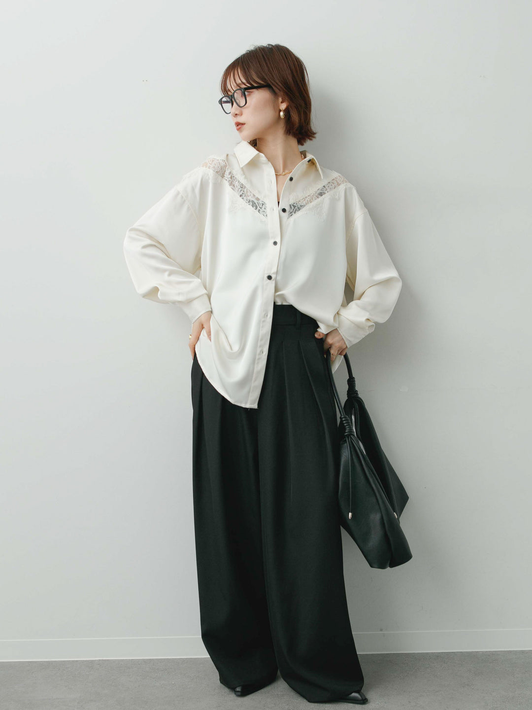 [SET]サテンレース切り替えシャツ+ツイルタックワイドパンツ(2set)
