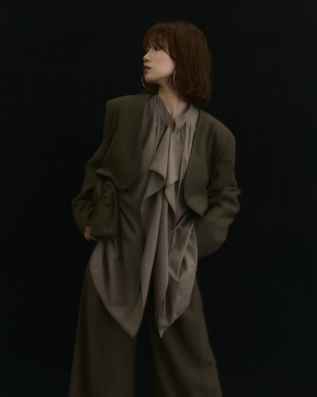 【Allure】[SET]ヘリンボーンショートジャケット＆ワイドパンツSET UP+ピーチスキンデザインネックオーバーシャツ(2set)