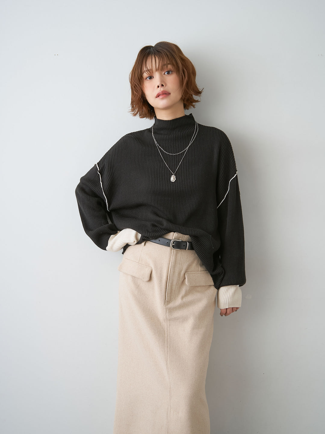 [SET]バイカラーモックネックリブニットトップス+メルトンフラップ付ストレートスカート(2set)