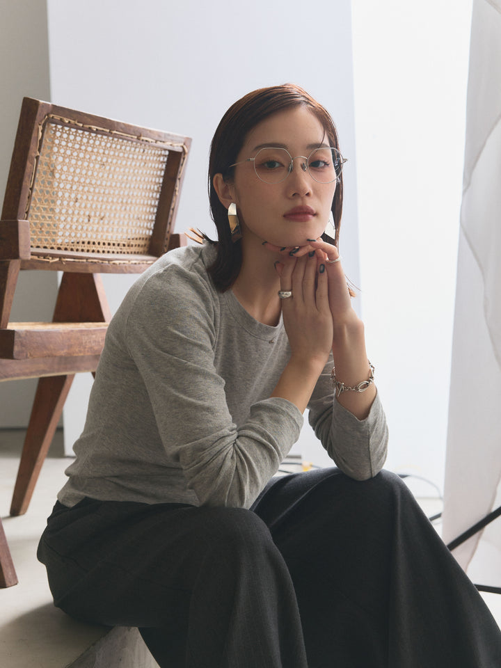 【Allure】[SET]モチーフ付Uネックシアーカットソー+ウールライクストライプワイドパンツ(2set)