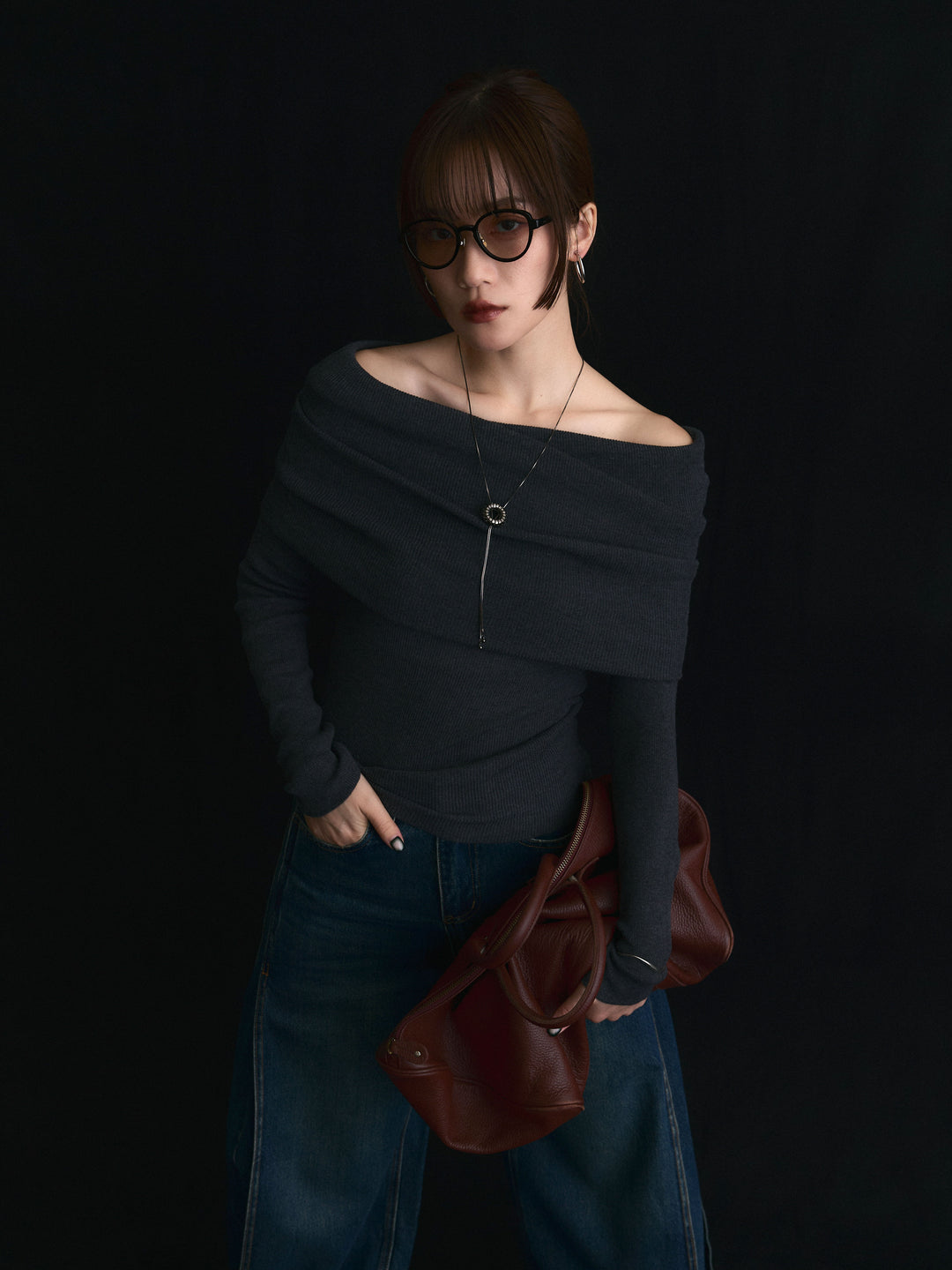 【Allure】[SET]オフショルニットトップス+サイドタックヴィンテージワイドデニム(2set)