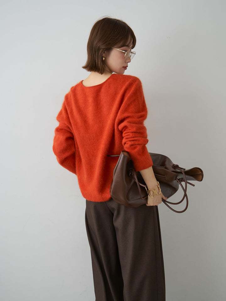 [予約]カシミア混フェザータッチVネックニットトップス/orange