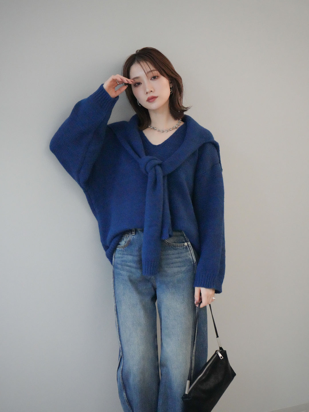 [予約]ストール付きVネックニットプルオーバー/blue