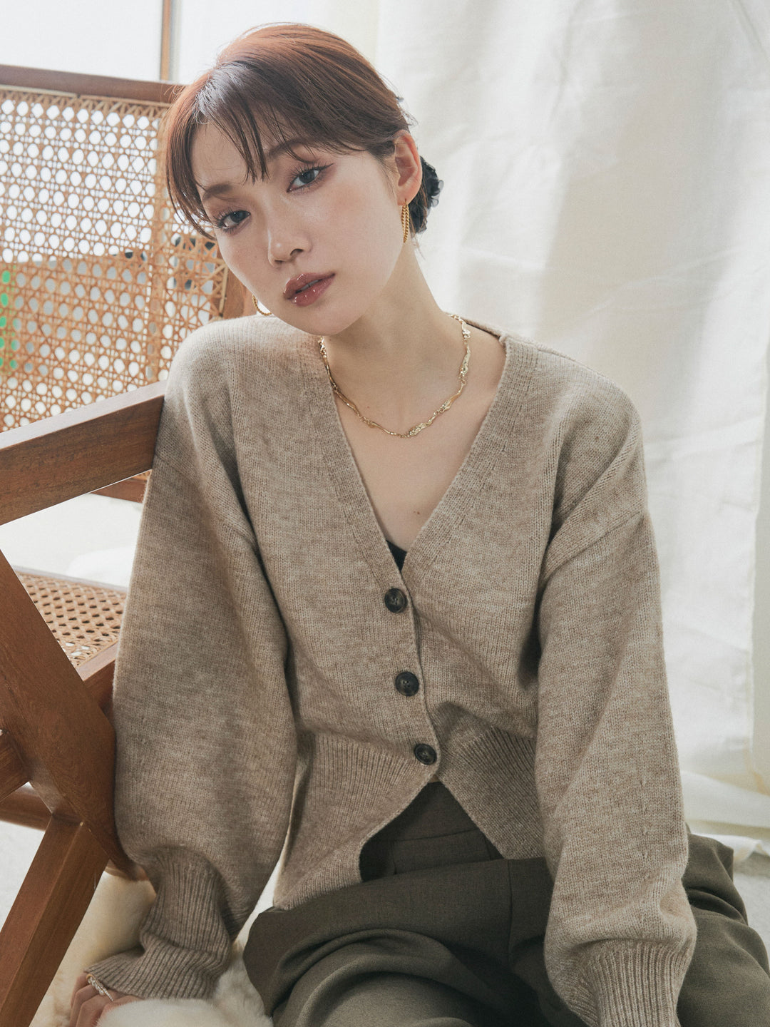 [予約]アルパカタッチVネックカーディガン/beige