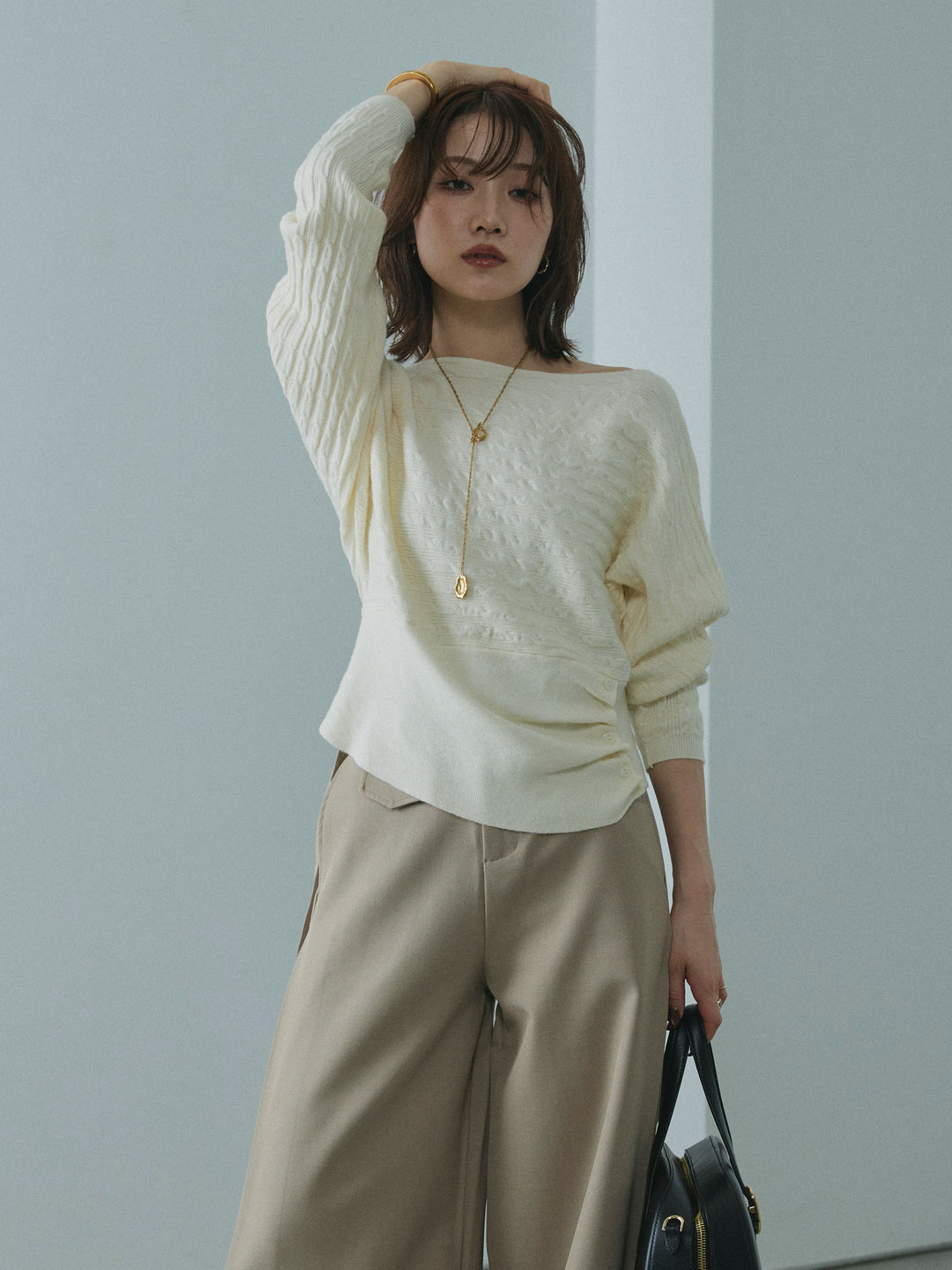 【Allure】[SET]ワンショルケーブル編みニット+サイドタックワイドパンツ(2set)