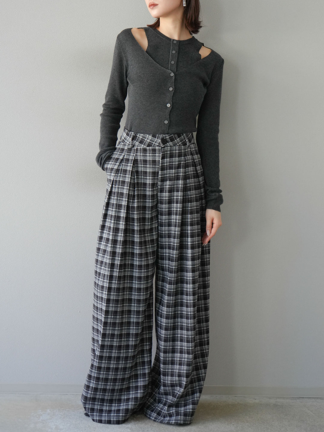 [予約]レイヤードデザインニットカーディガン/チャコール