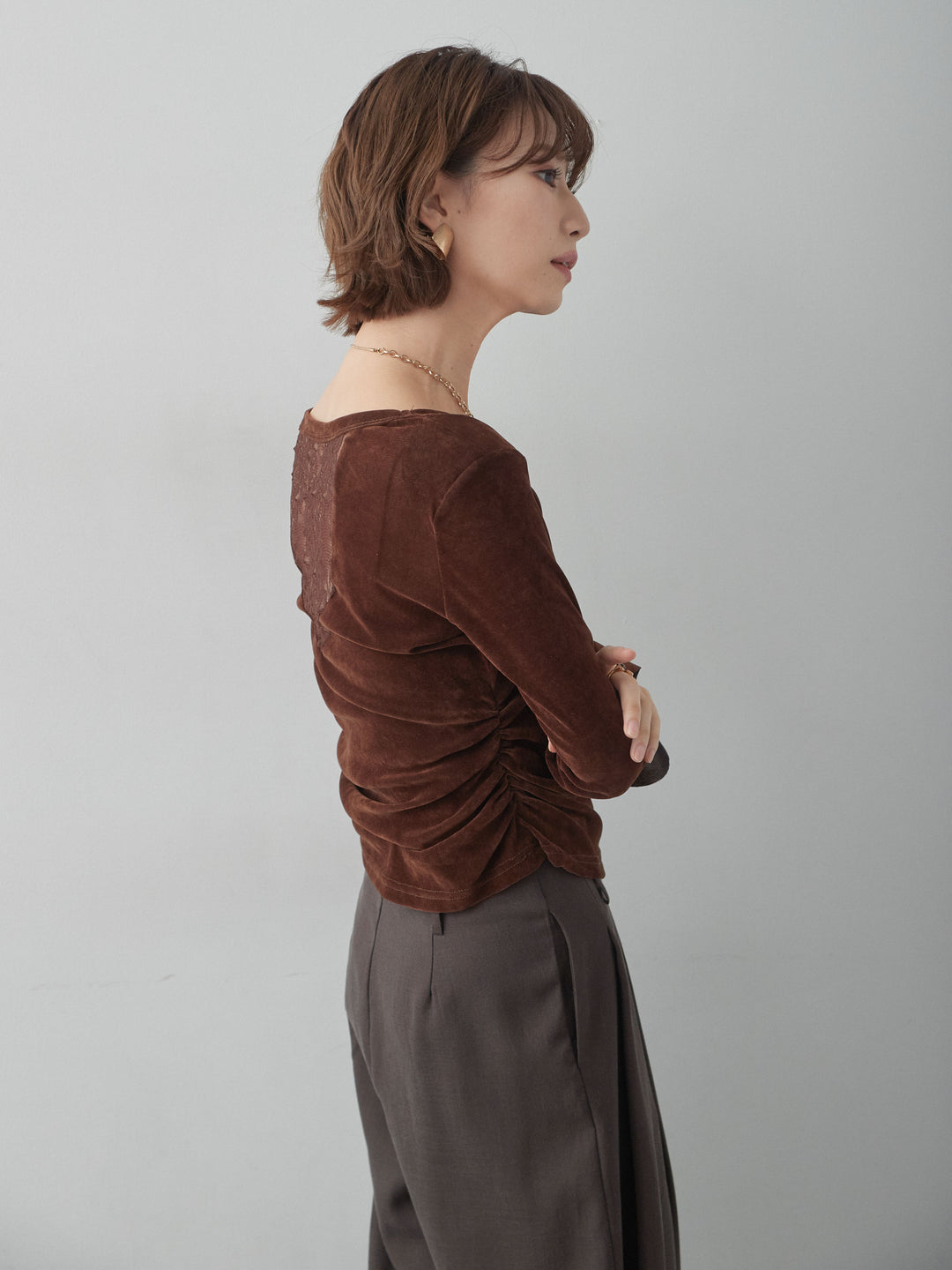 [予約]バックレースベロアトップス/brown