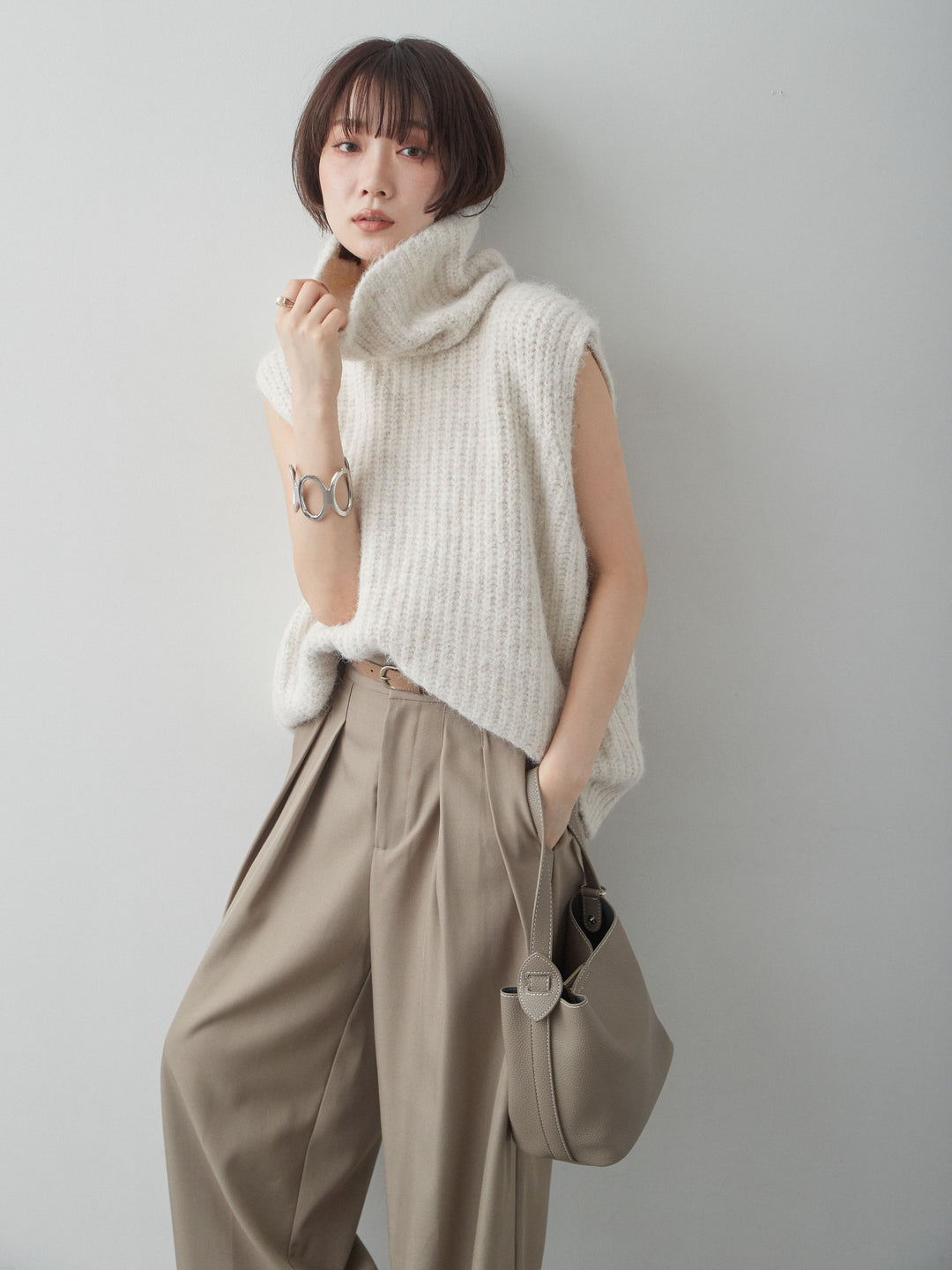 [SET]ハイネックシャギーオーバーニットベスト+ツイルタックワイドパンツ(2set)