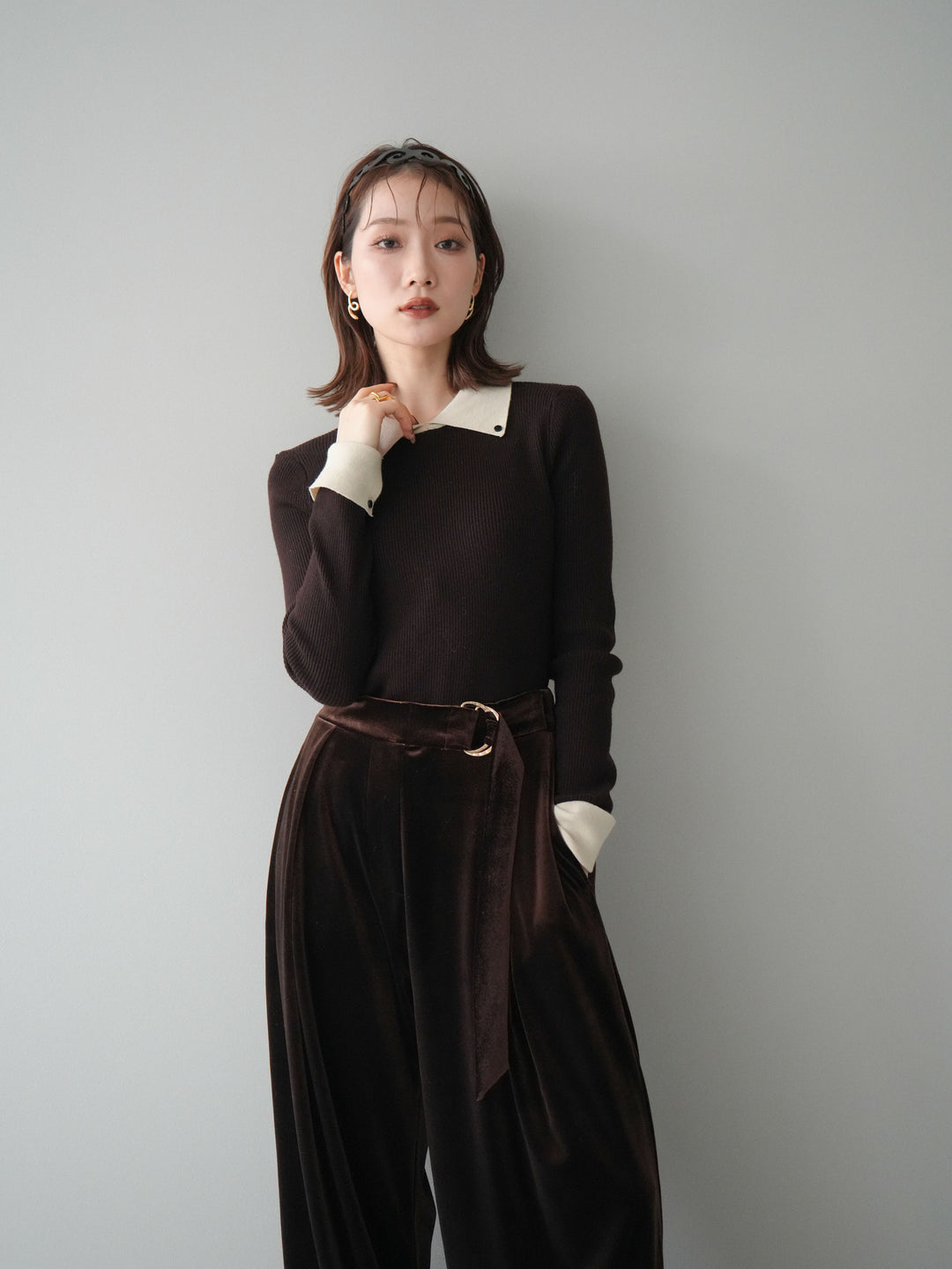 [予約]ニットカフス襟付き配色リブニットトップス/brown