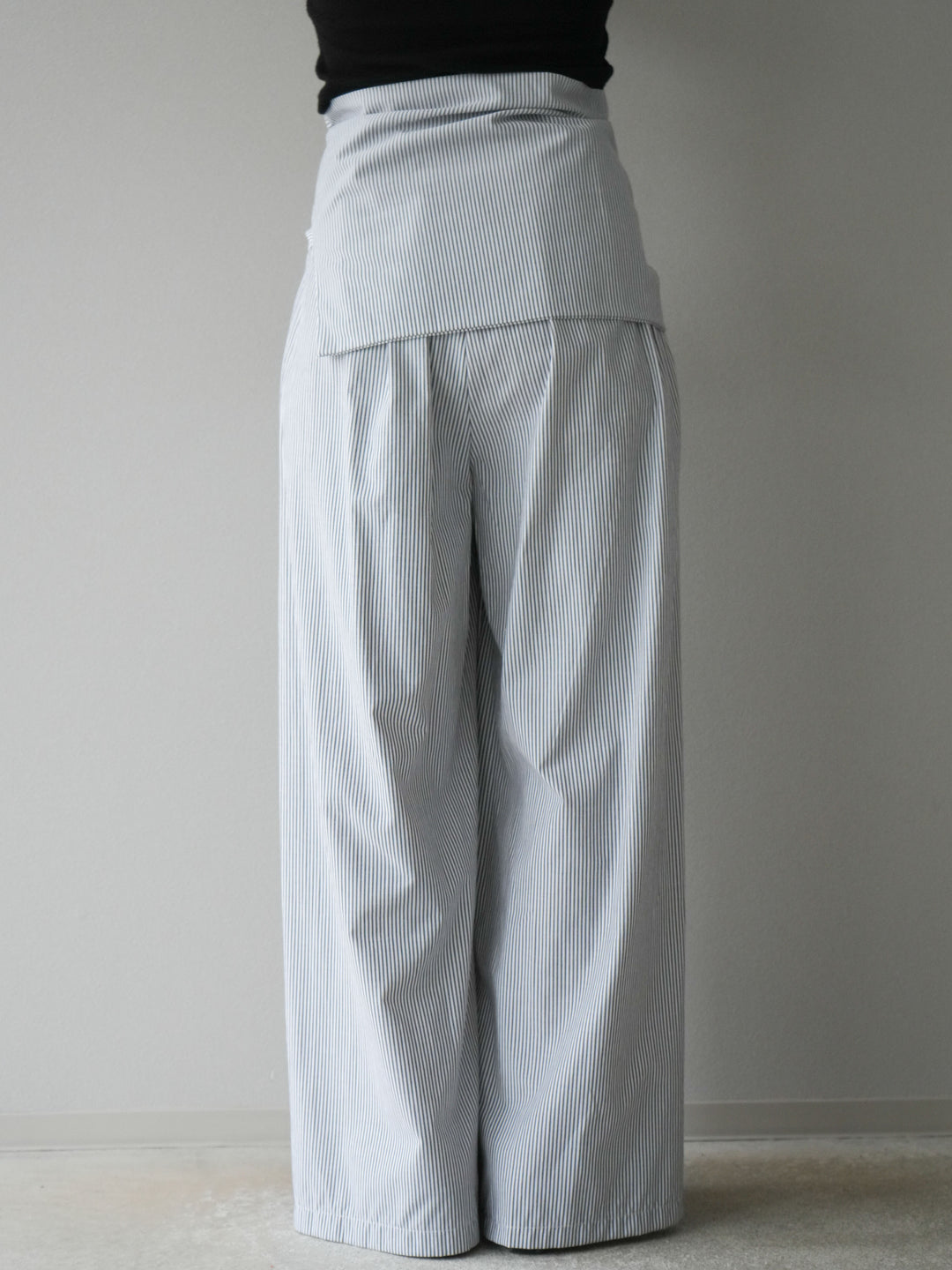 【預購】條紋休閒褲帶皮帶/黑條紋