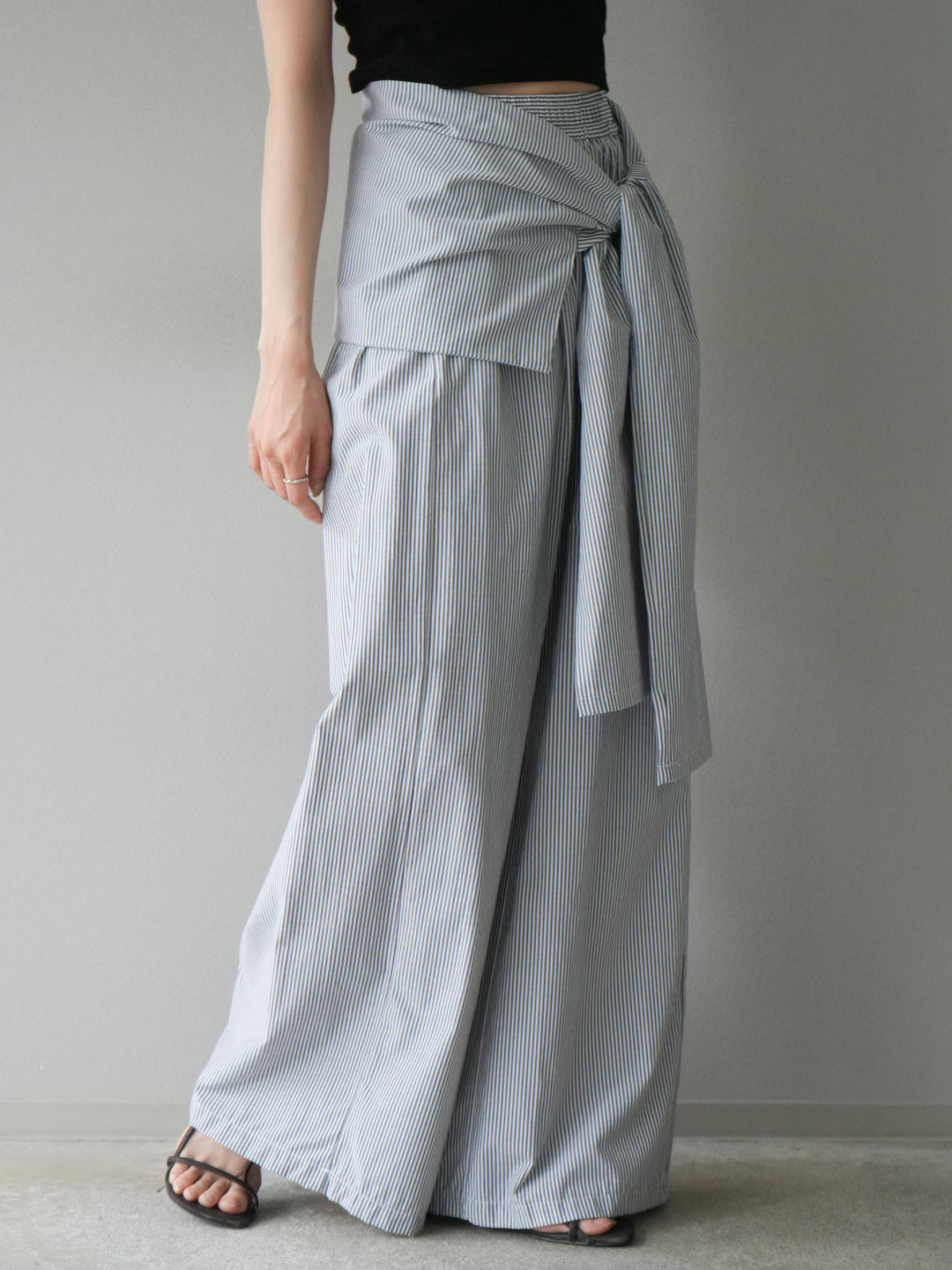 【預購】條紋休閒褲帶皮帶/黑條紋