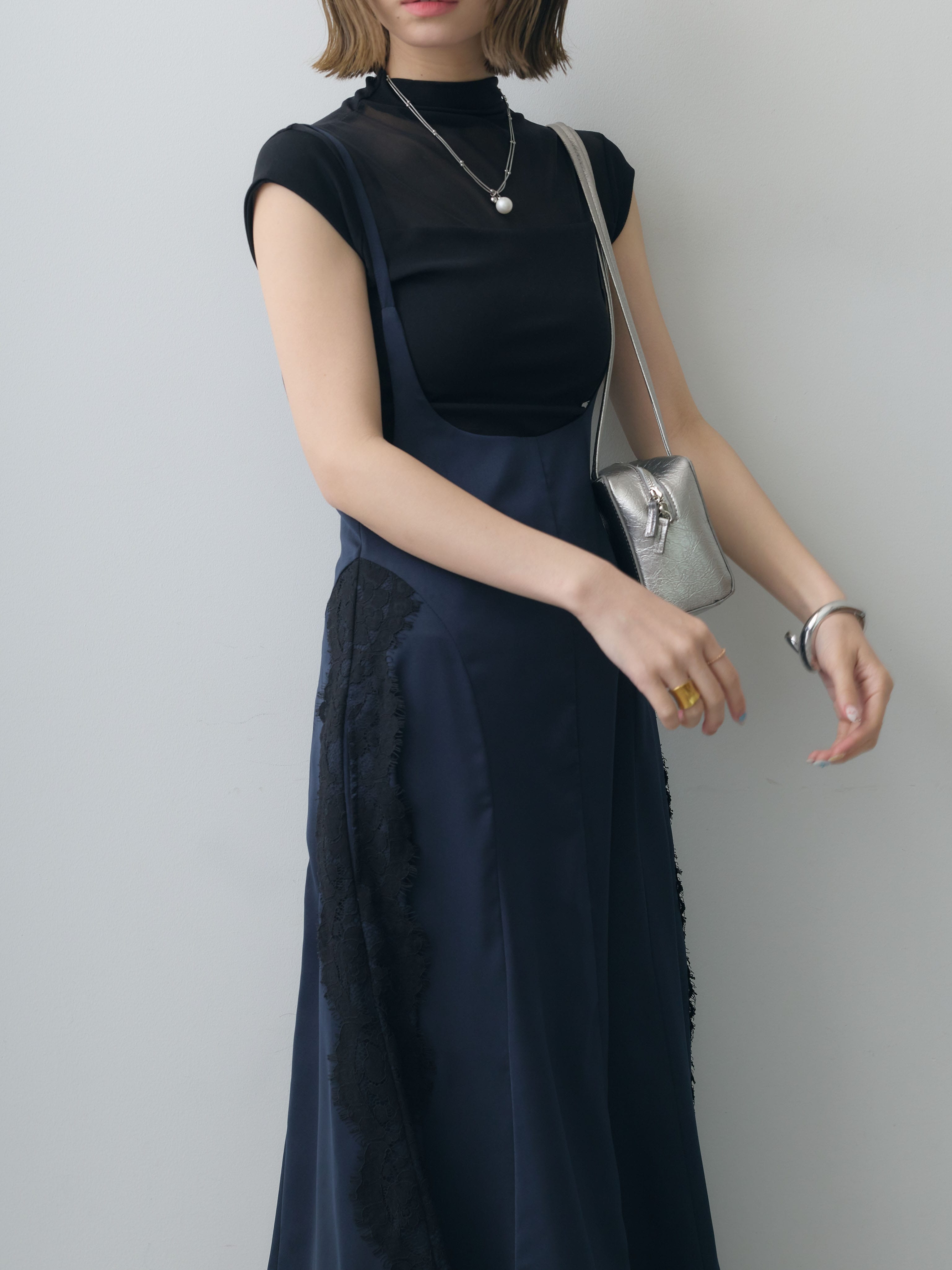 予約]サイドレースサテンジャンパースカート/navy – Lumier