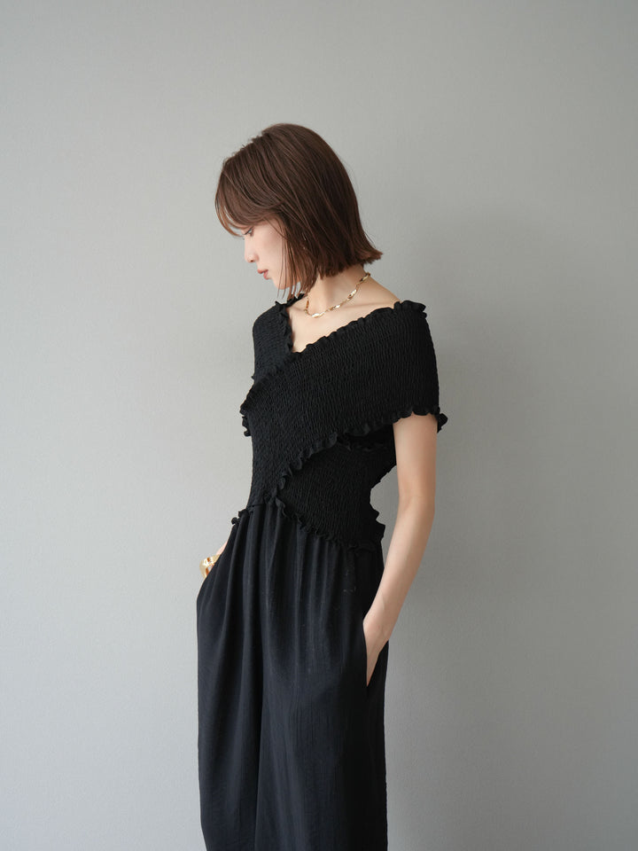 [予約]シャーリングクロスサロペット/ブラック