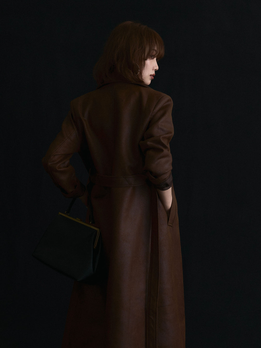 【Allure】[SET]デザインリブハーフニットトップス+ウールライクストライプワイドパンツ+ヴィンテージレザートレンチコート(3set)