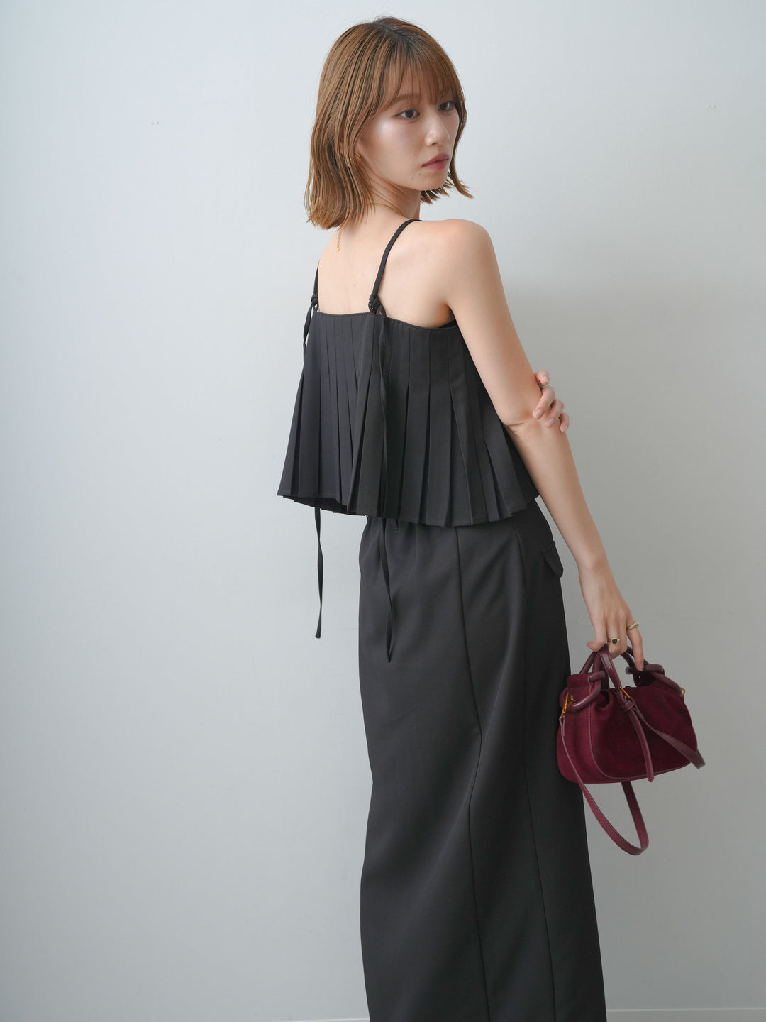 [SET]クレープデシンタックキャミソール+クレープデシンフラップ付きストレートスカート(2set)