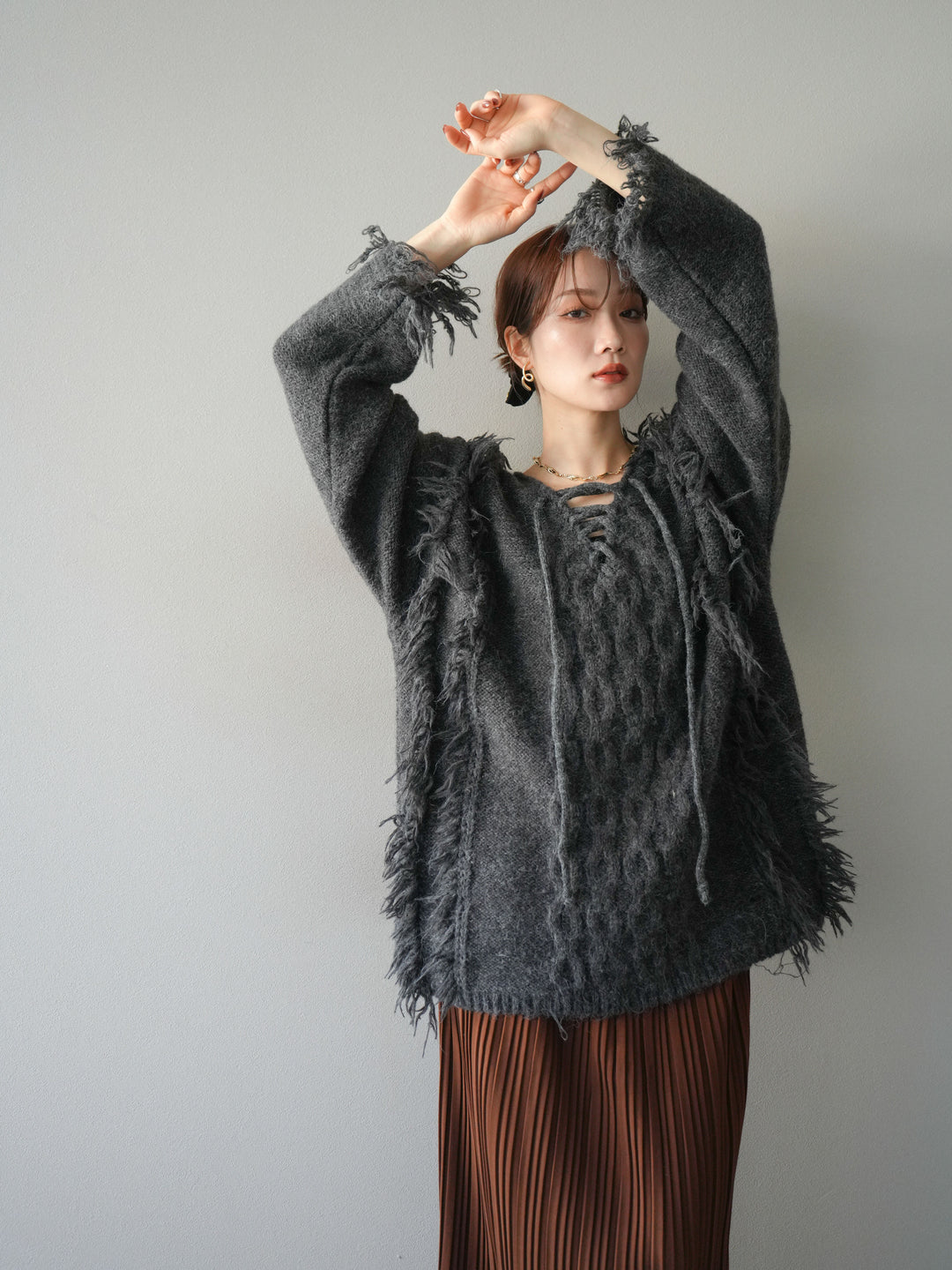 [予約]レースアップフリンジニットプルオーバー/gray