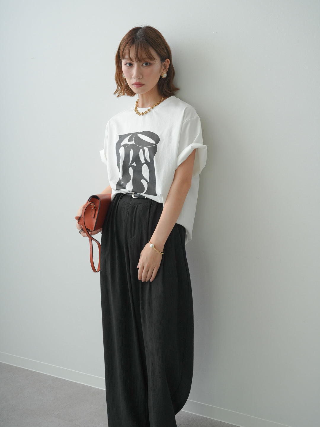 [SET]クールタッチアートロゴオーバーTEE+ベルト付ワッシャーライトワイドパンツ(2set)