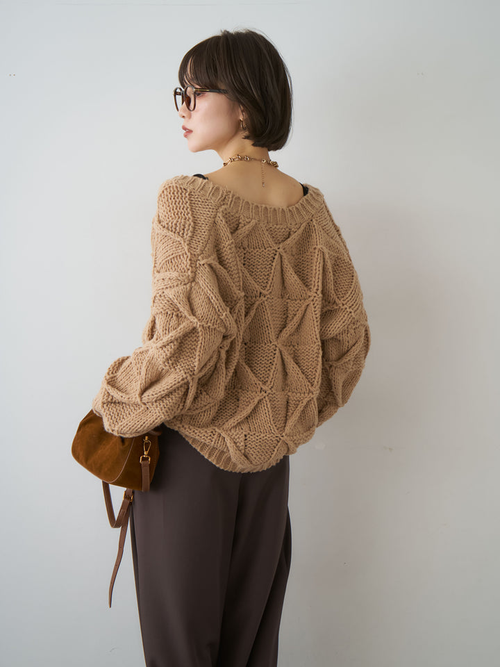 [予約]ダイヤ編立体ニットカーディガン/beige