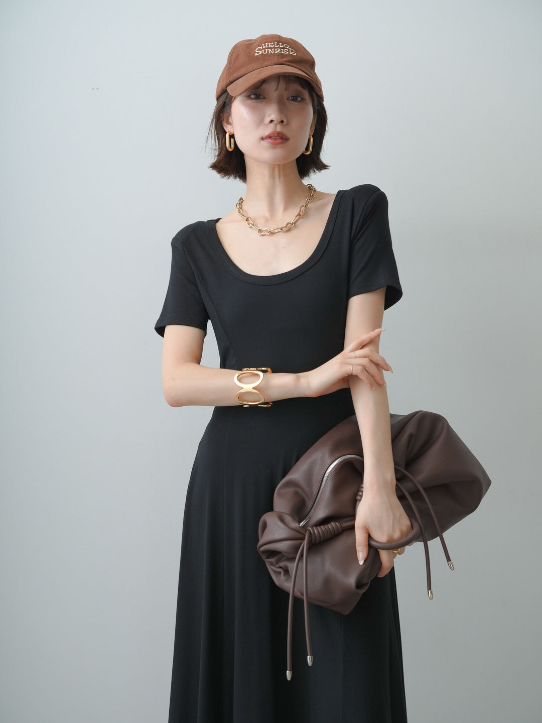 [予約]バックオープンフレアカットワンピース/black