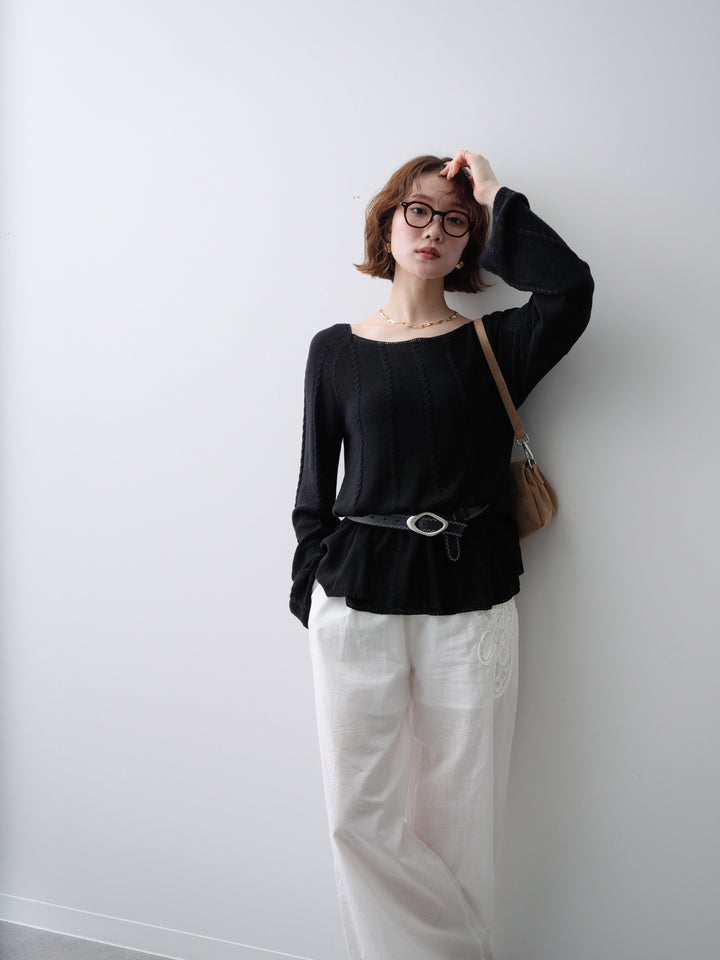 [予約]ベルト付ケーブルデザインニットトップス/black