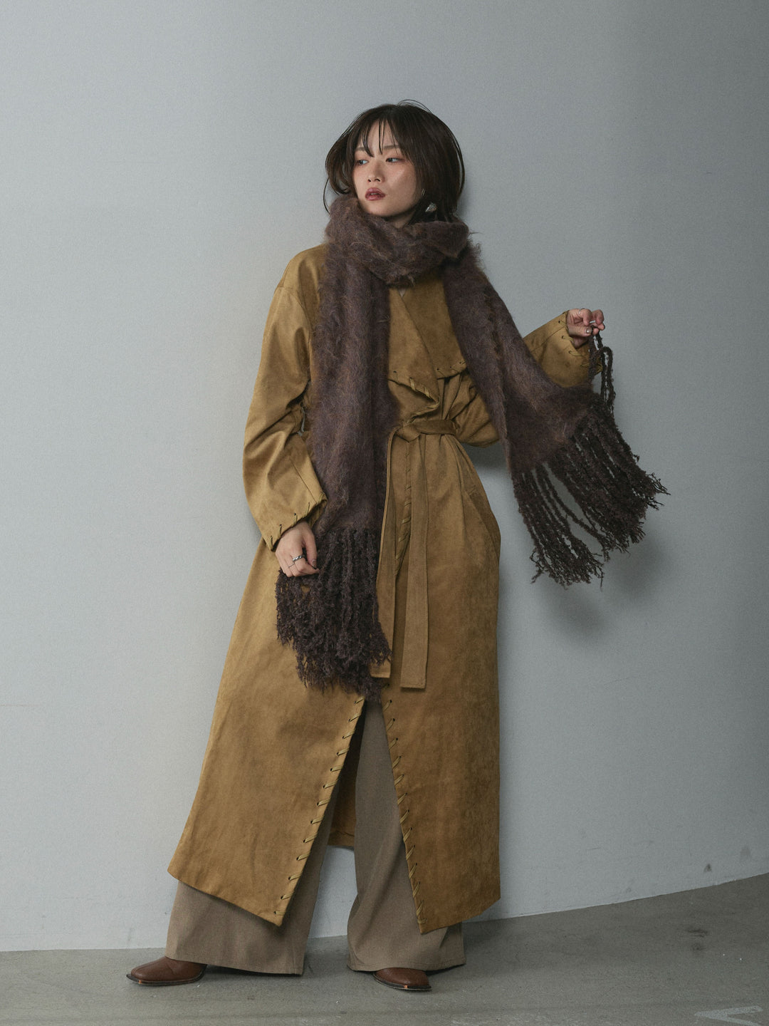 [予約]スウェードハンドステッチロングコート/beige