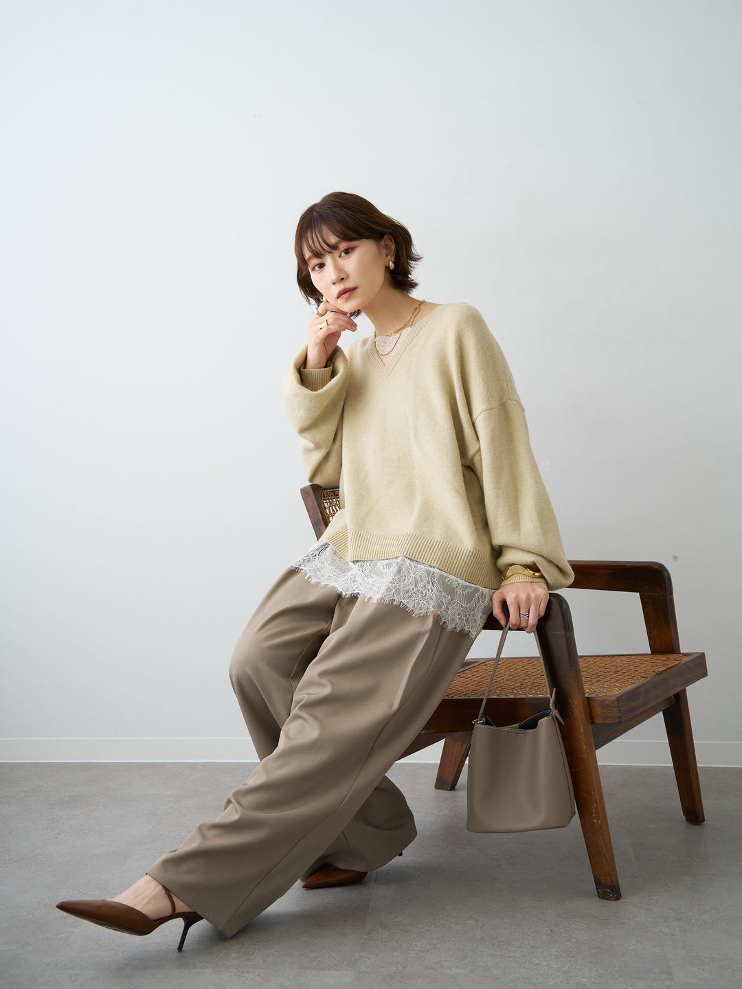 [SET]アルパカタッチレースドッキングVネックニットトップス+選べるアクセセット(2set)