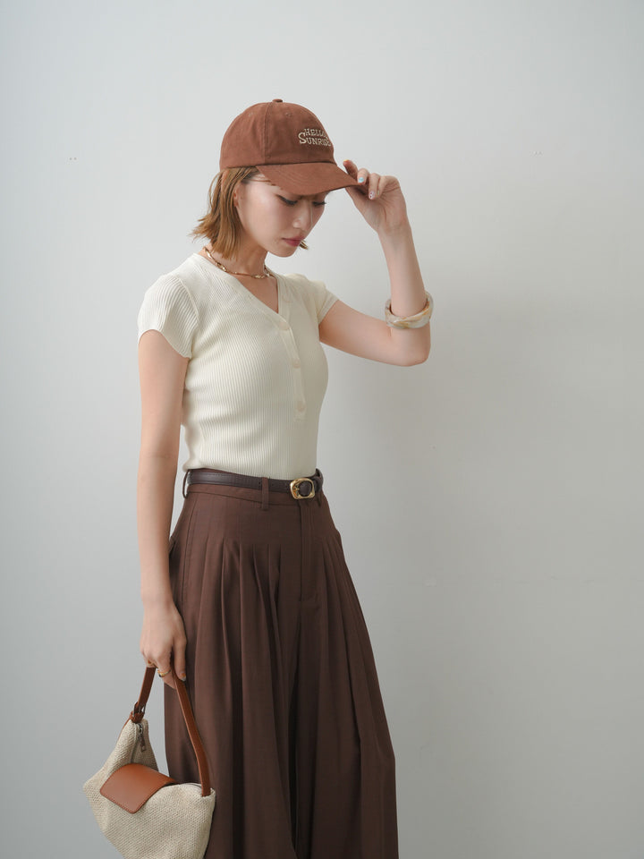 [予約]ネックレイヤードヘンリーVネックリブニットトップス/white