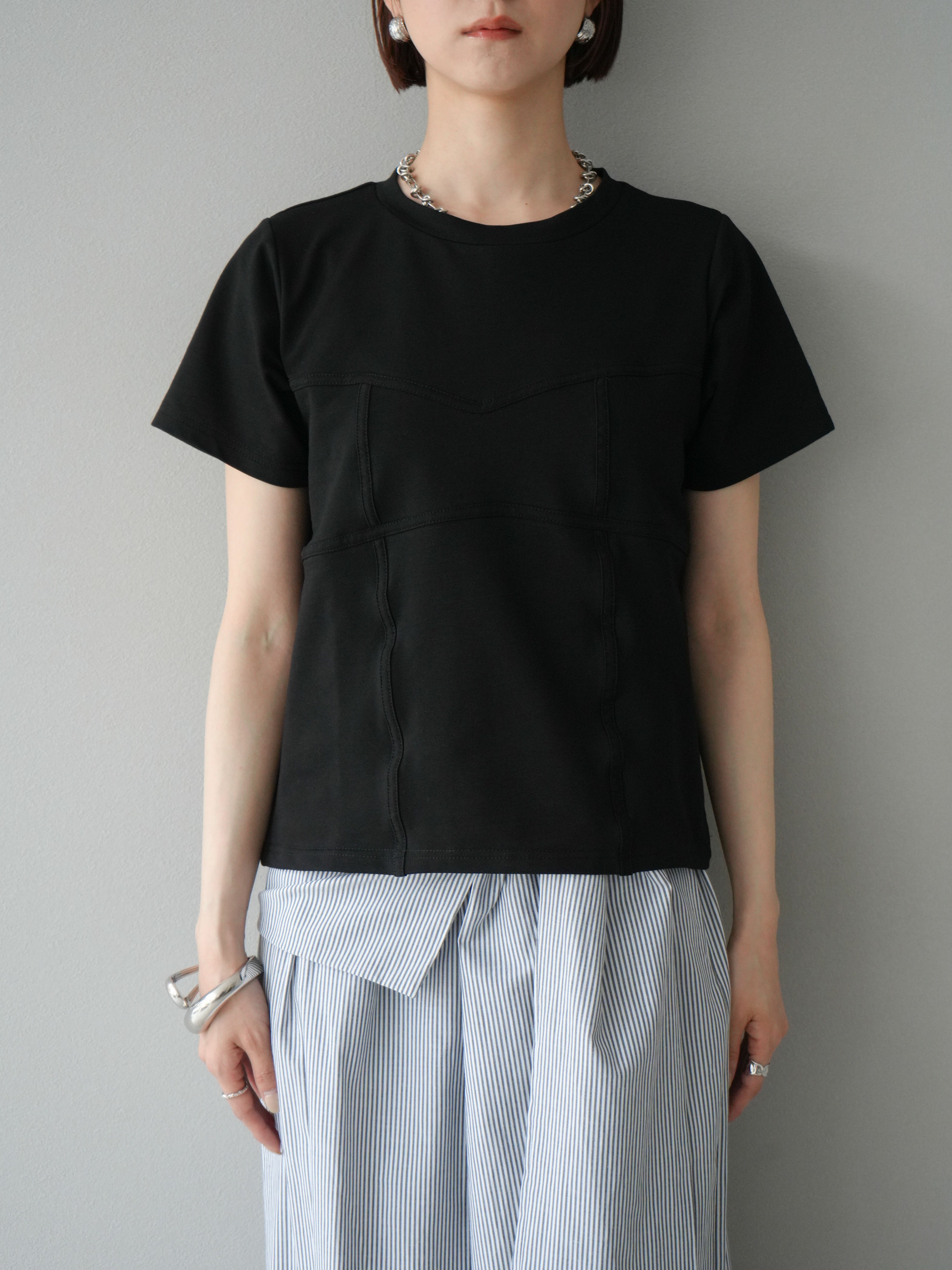 予約]ビスチェデザインTシャツ/ブラック – Lumier