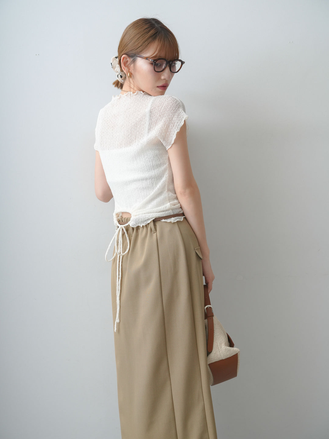 [SET]シャーリングシアーバックオープンフレンチトップス+クレープデシンフラップ付きストレートスカート(2set)
