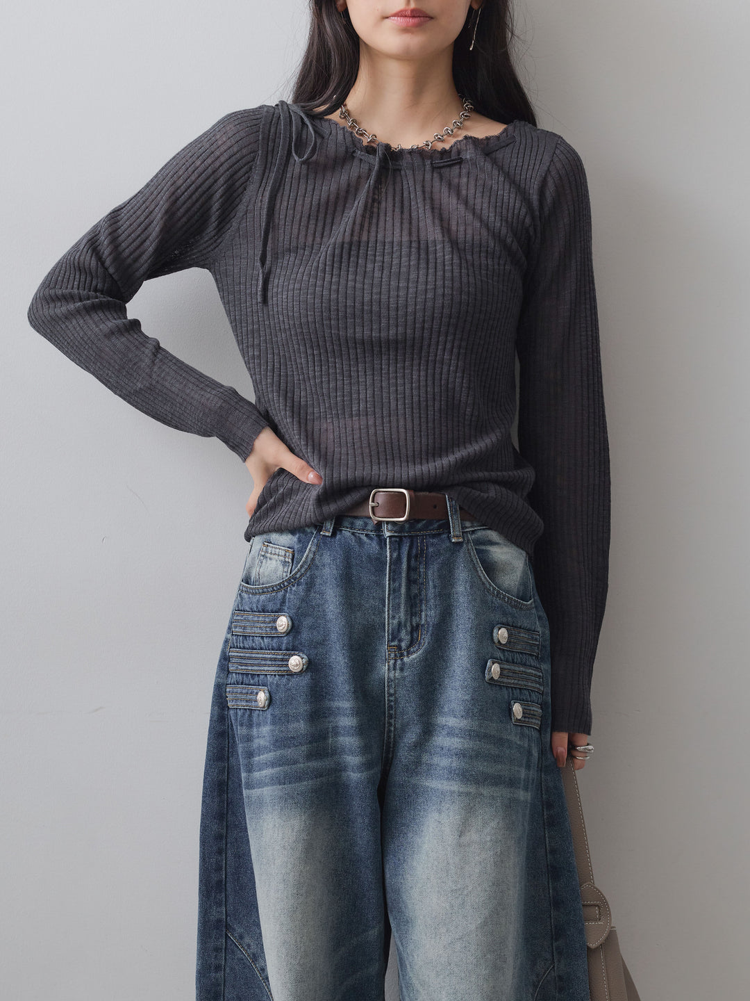 [予約]ショルダーリボンシアーリブニットトップス/charcoal