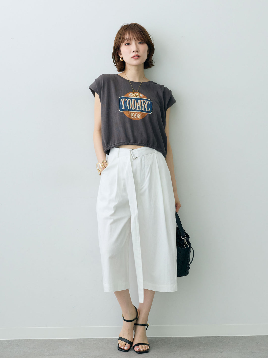 [SET]ヴィンテージロゴドロストTEE+ベルトデザインタックミドルパンツ(2set)