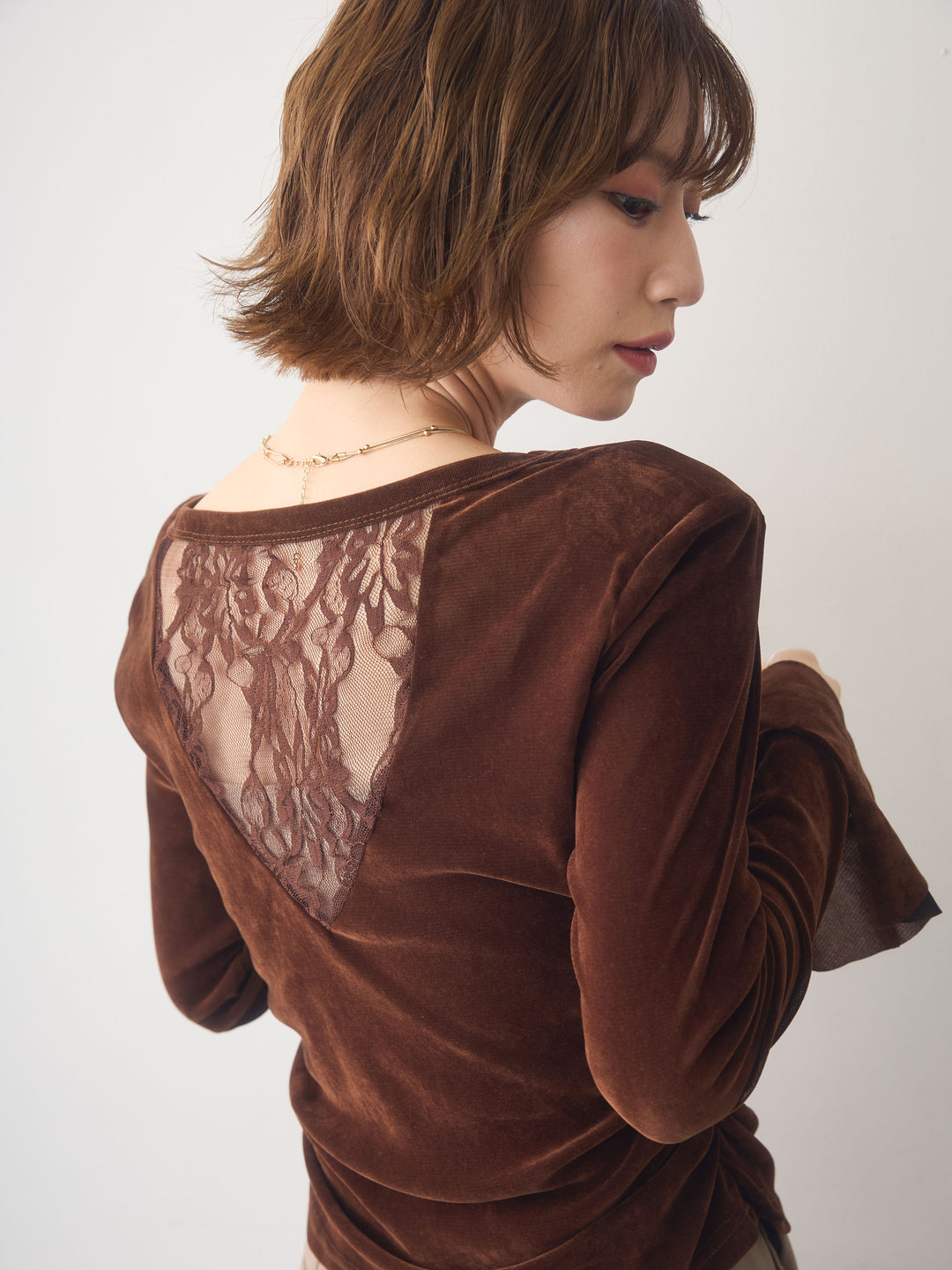 [予約]バックレースベロアトップス/brown