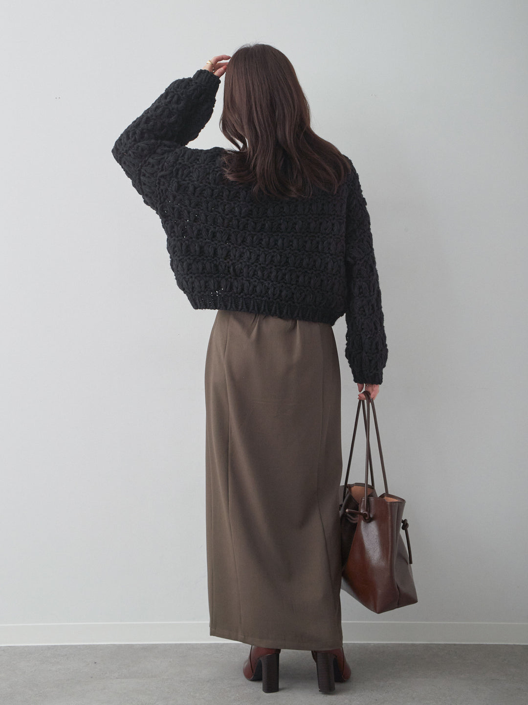 [SET]ループクロップニットトップス+クレープデシンフラップ付きストレートスカート(2set)