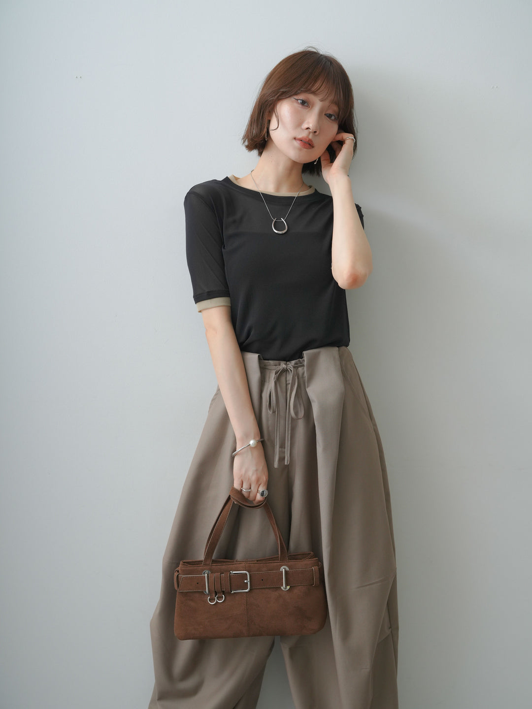 [予約]トリムレイヤードシアー半袖トップス/black
