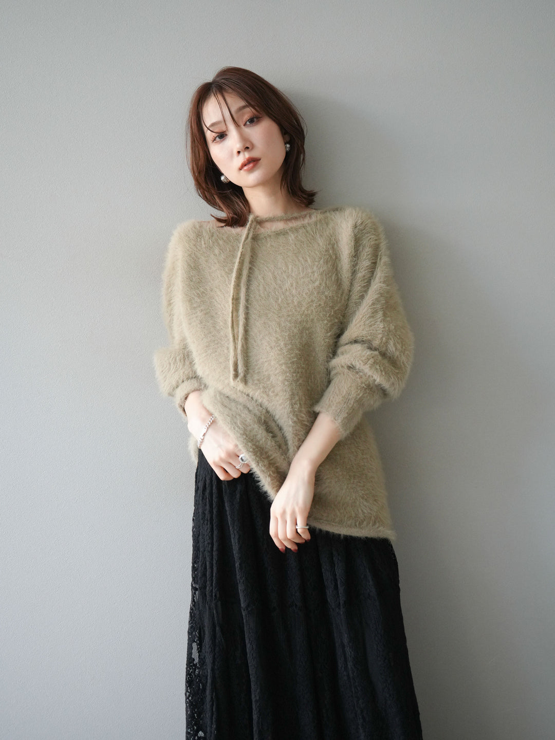 [予約]紐付きシャギーニットプルオーバー/beige