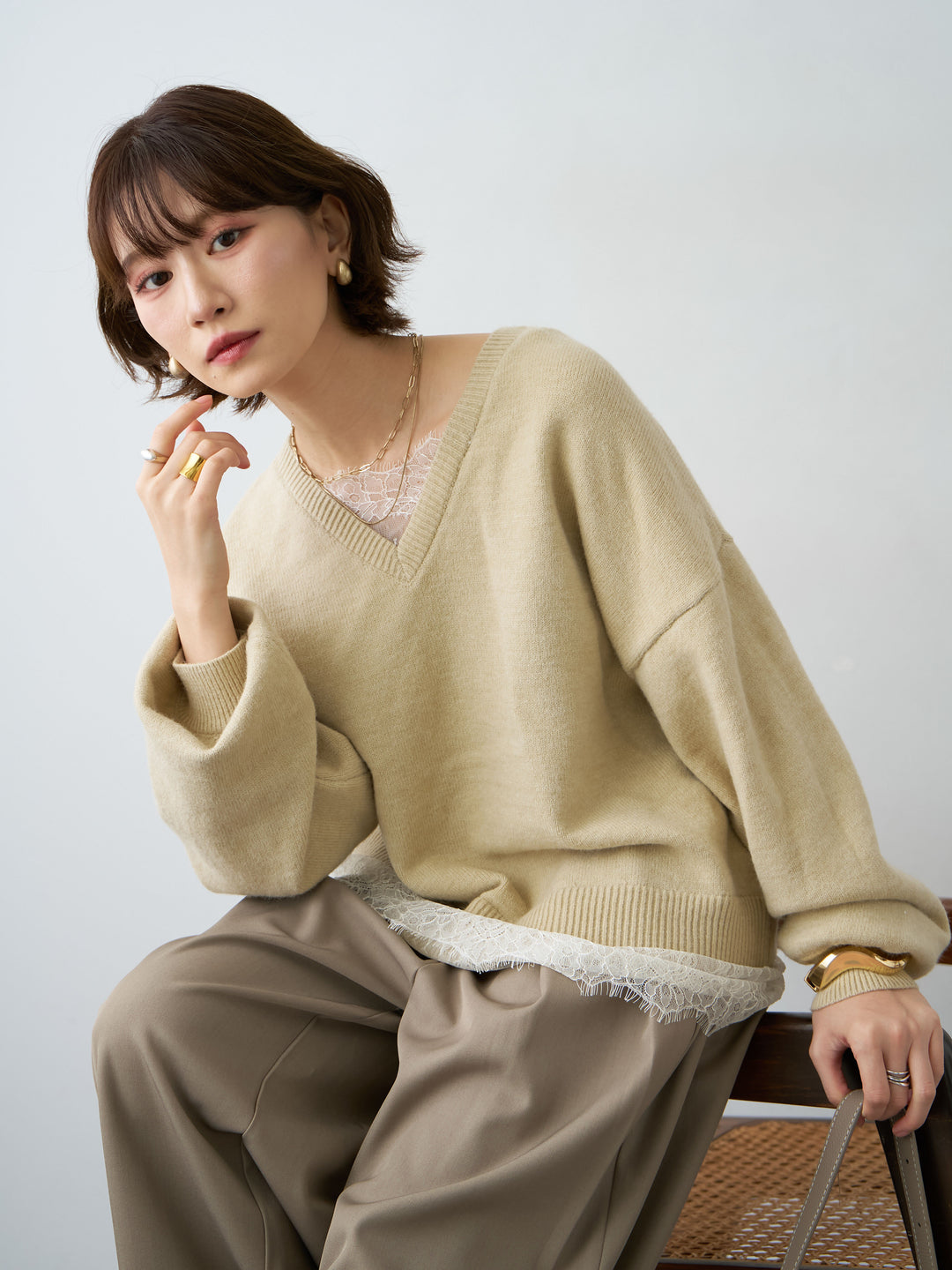 [SET]アルパカタッチレースドッキングVネックニットトップス+選べるアクセセット(2set)