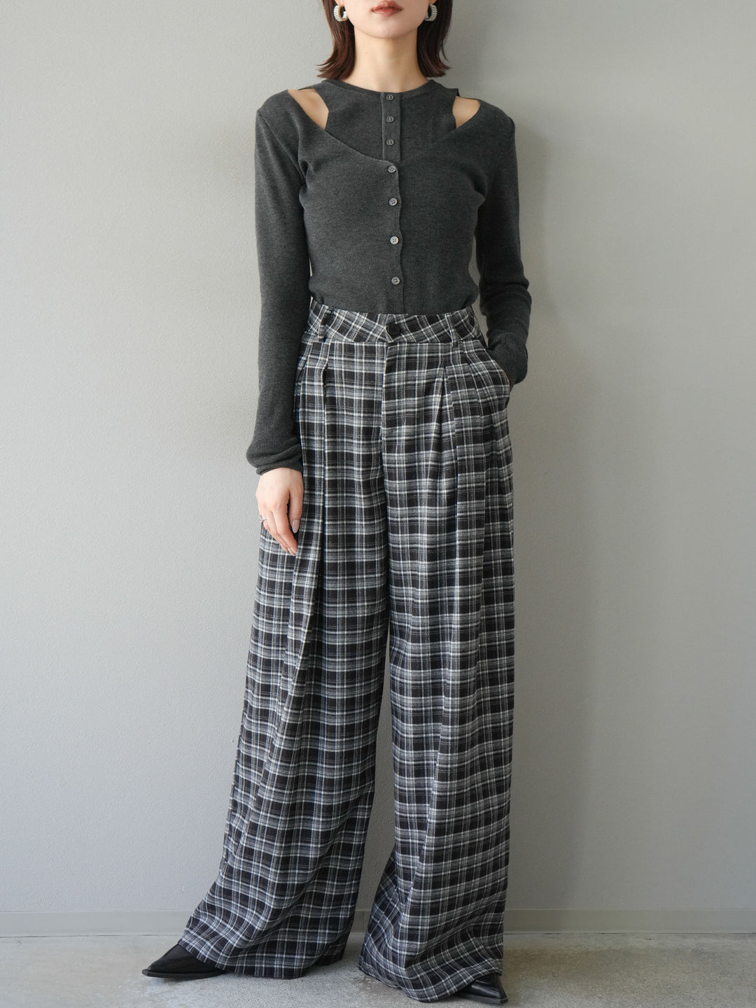 [予約]レイヤードデザインニットカーディガン/チャコール