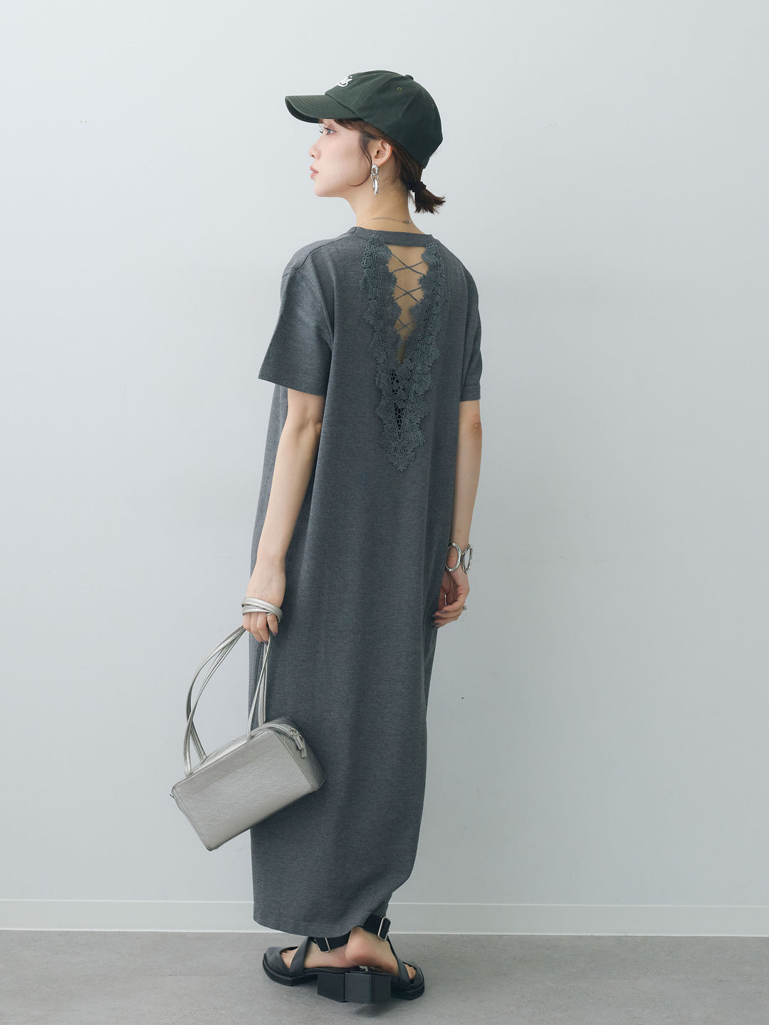 [予約]バックレースストレッチTEEワンピース/charcoal