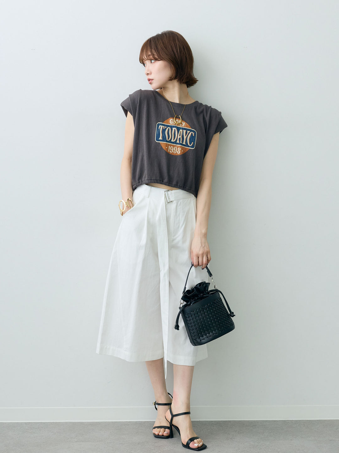 [SET]ヴィンテージロゴドロストTEE+ベルトデザインタックミドルパンツ(2set)