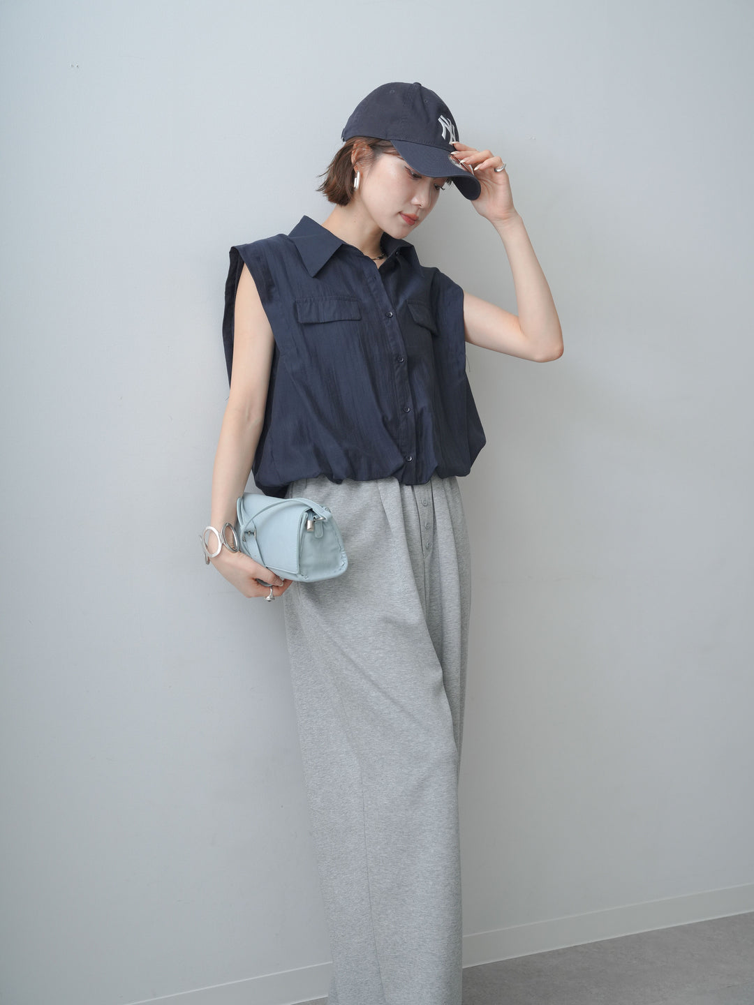 [SET]フラップデザインバルーンノースリシャツ+選べるアクセセット(2set)