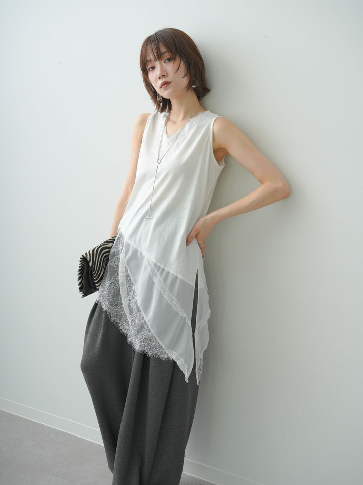 [予約]ヘムアシメレースドッキングノースリトップス/white