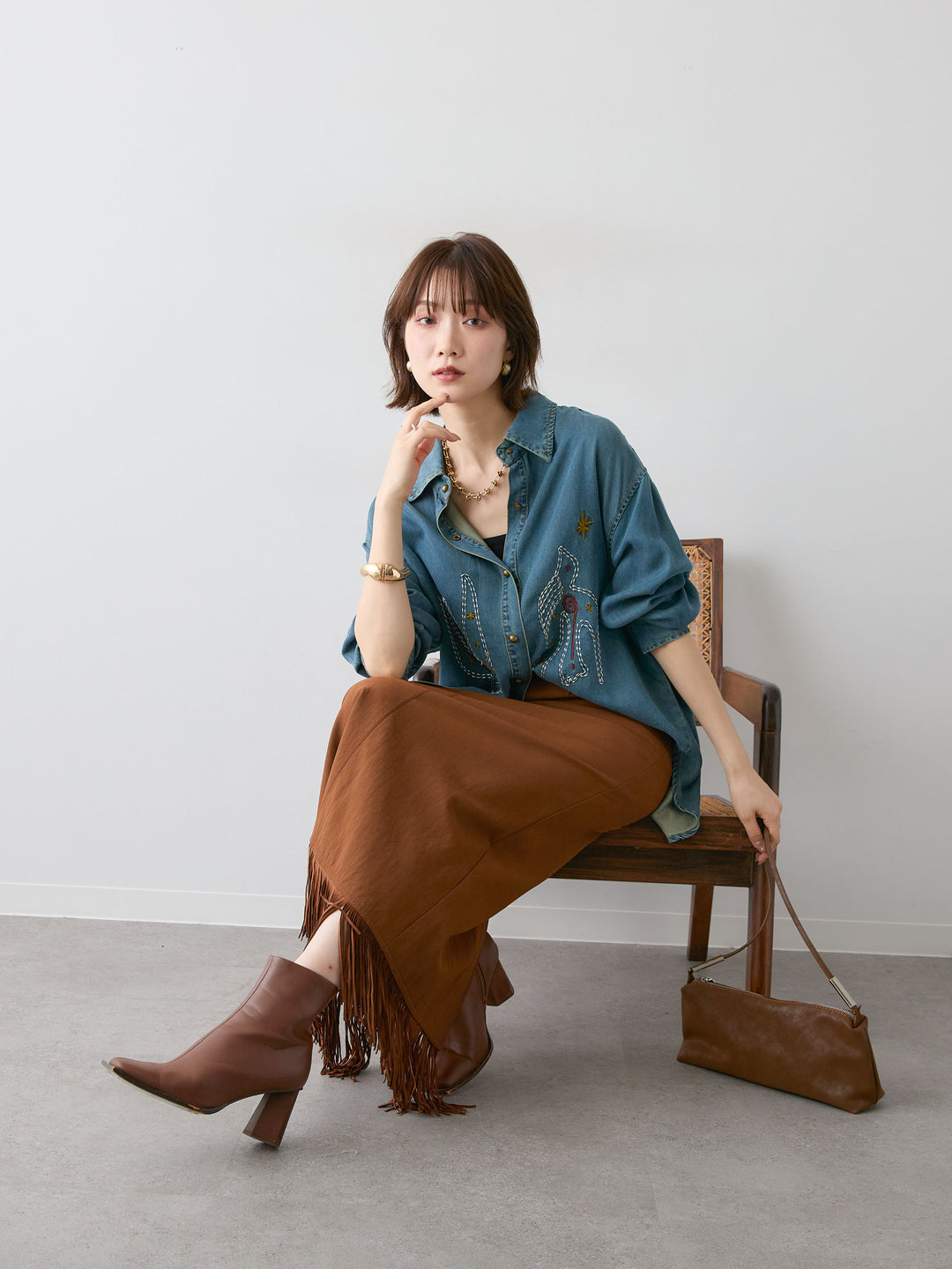 [SET]モチーフ刺繍デニムシャツ+レザータッチフリンジスカート(2set)