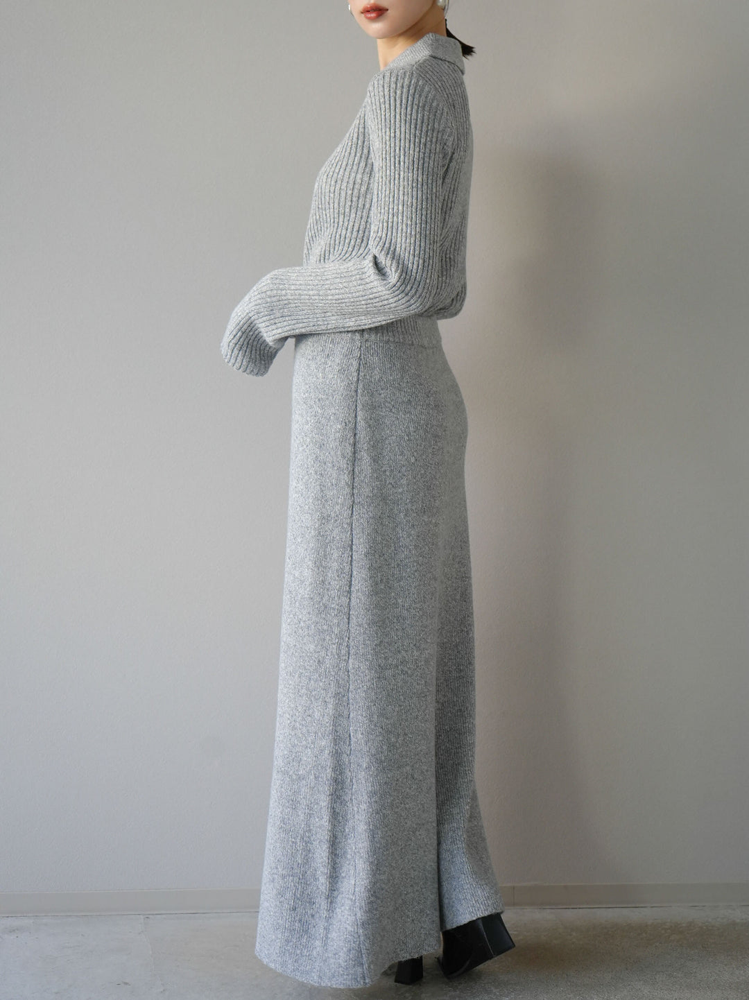 [預訂] 鉤花多向針織半身裙/灰色