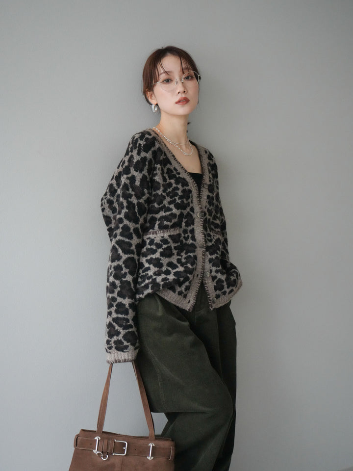 [予約]アニマル柄ステッチニットカーディガン/brown