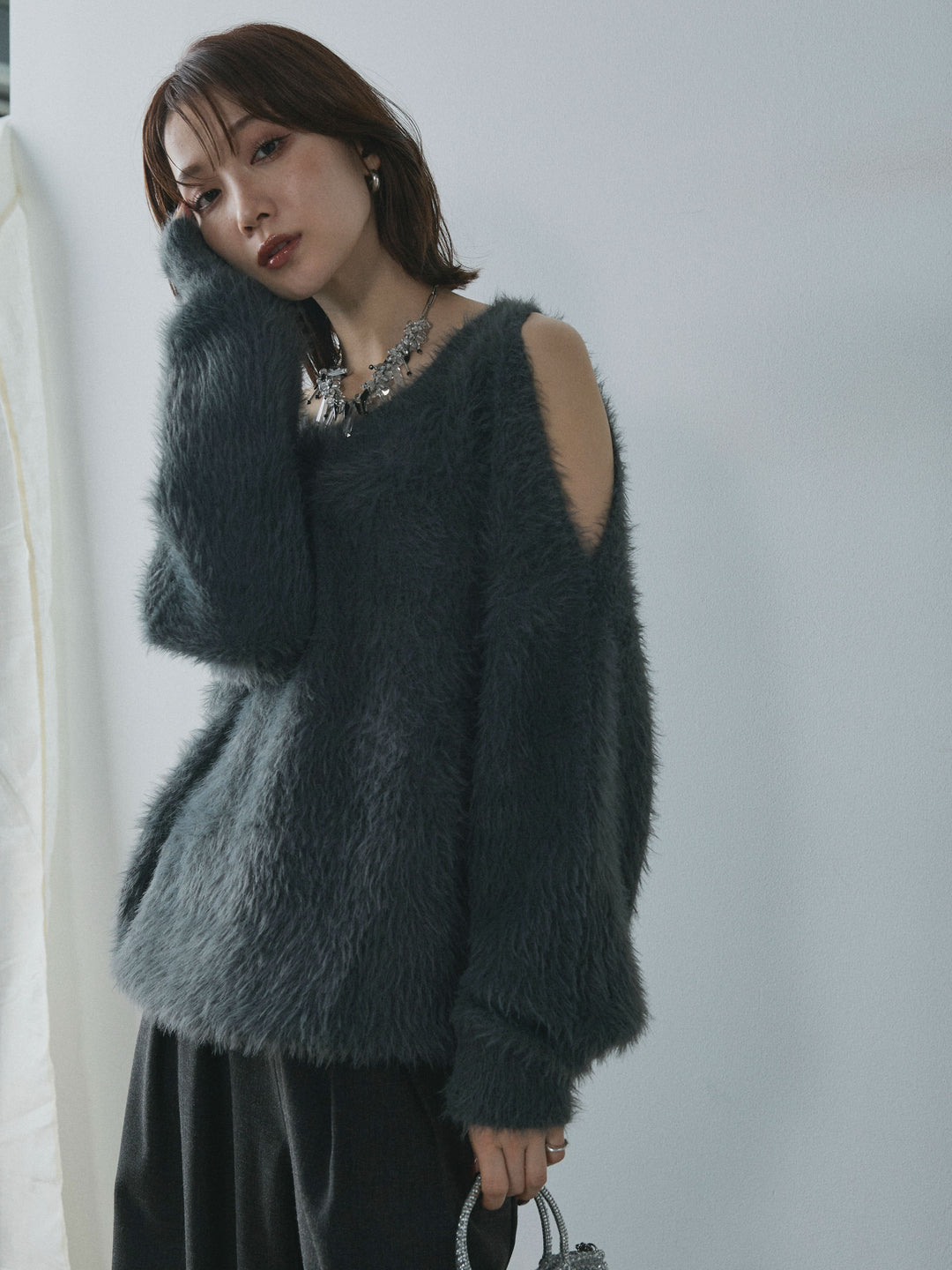 【Allure】[SET]ショルダースリットシャギーニットプルオーバー+スカーフ付ワイドパンツ(2set)