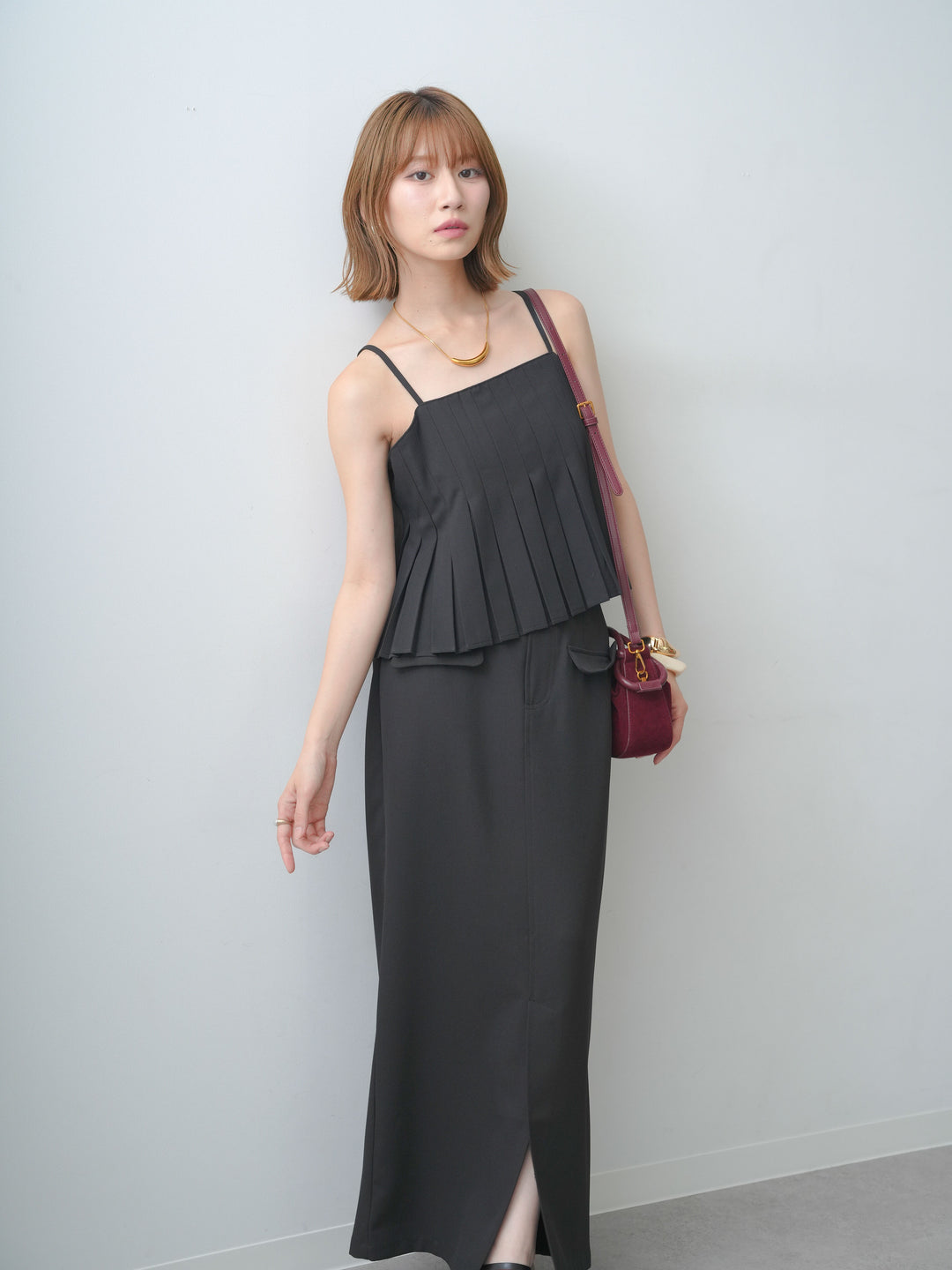 [SET]クレープデシンタックキャミソール+クレープデシンフラップ付きストレートスカート(2set)